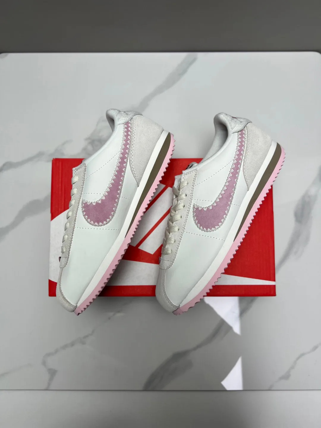 Кроссовки Женские Nike 5855