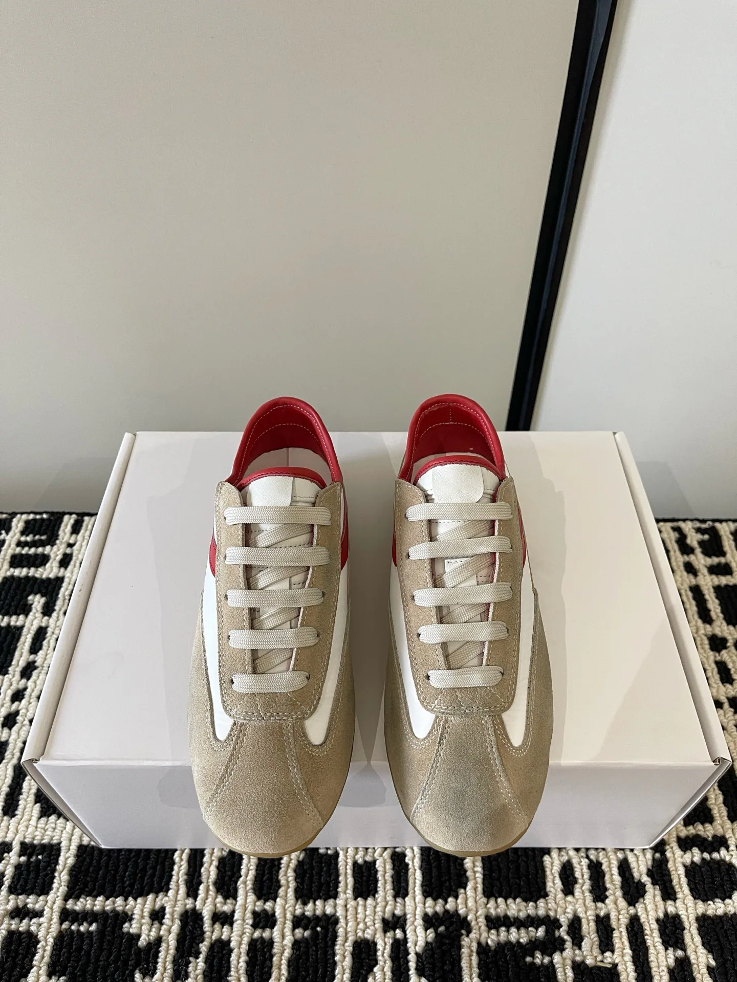 Кроссовки Женские Alexander Mcqueen 18386253