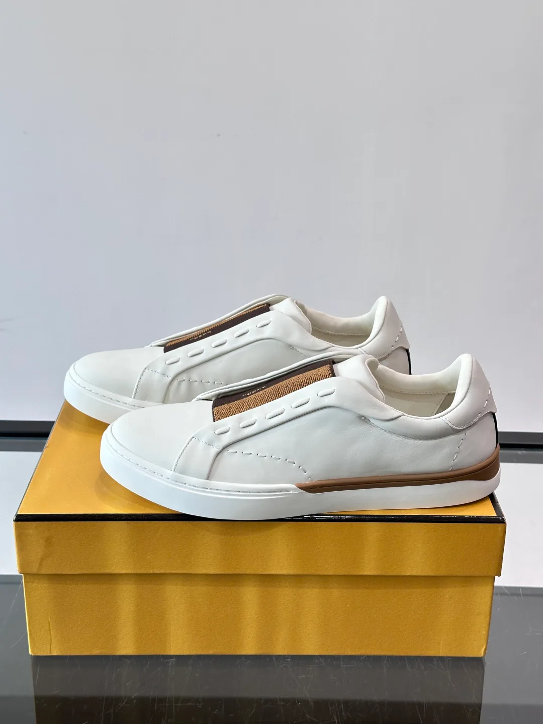 Кроссовки Мужские Fendi 17466857