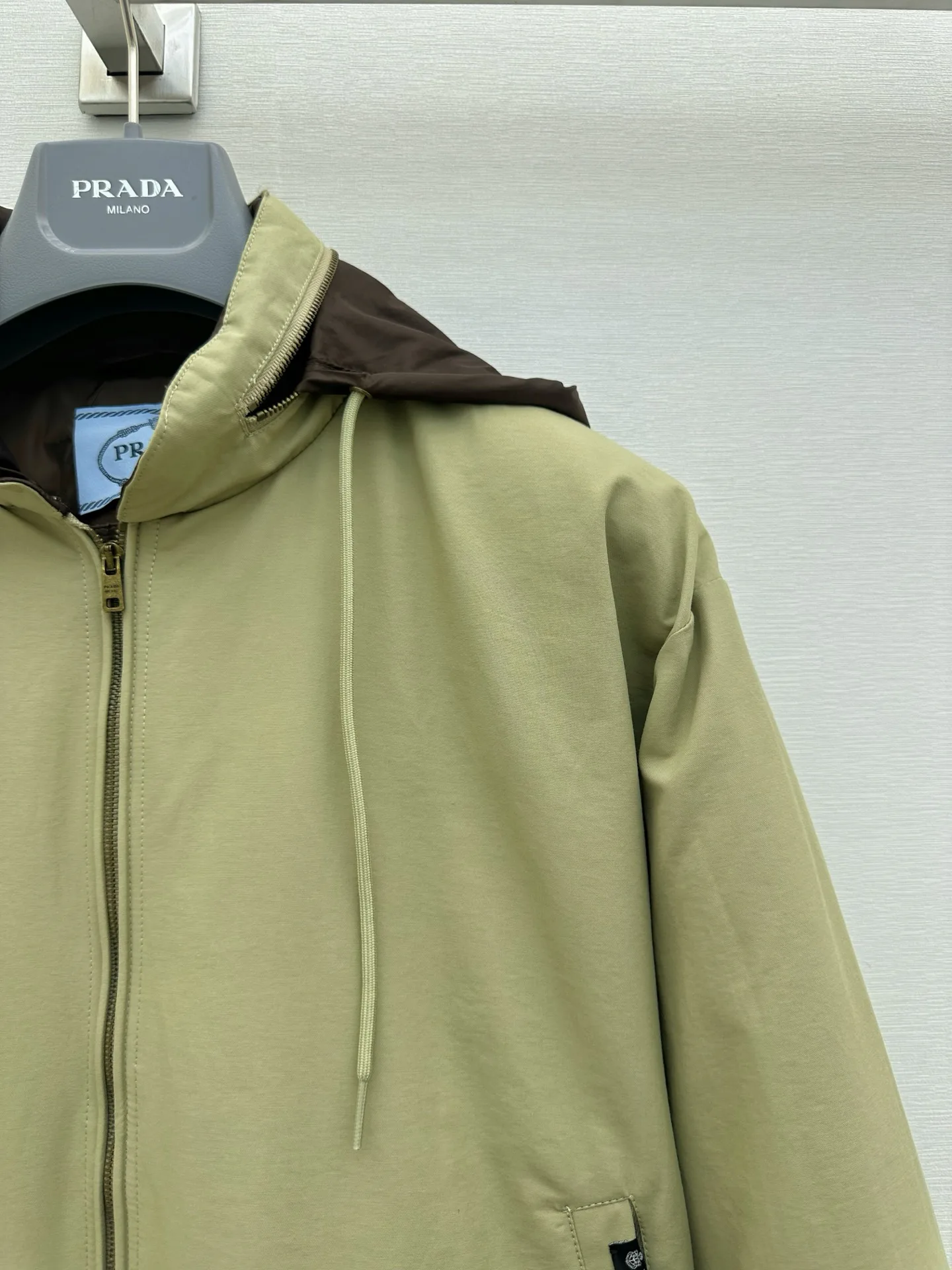 Куртки И Пуховики Женские Prada 18312782