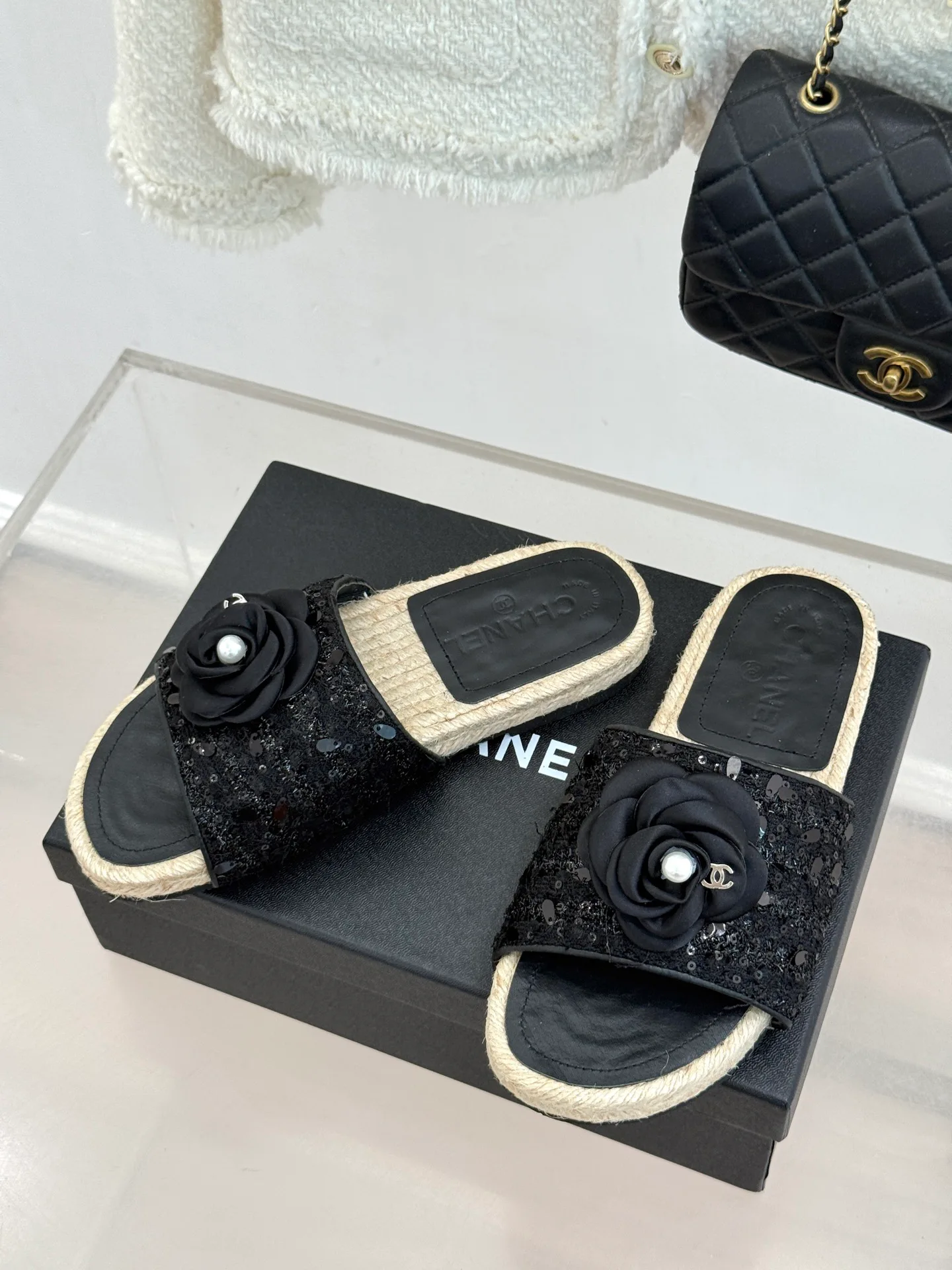 Шлепанцы Женские Chanel 13269258