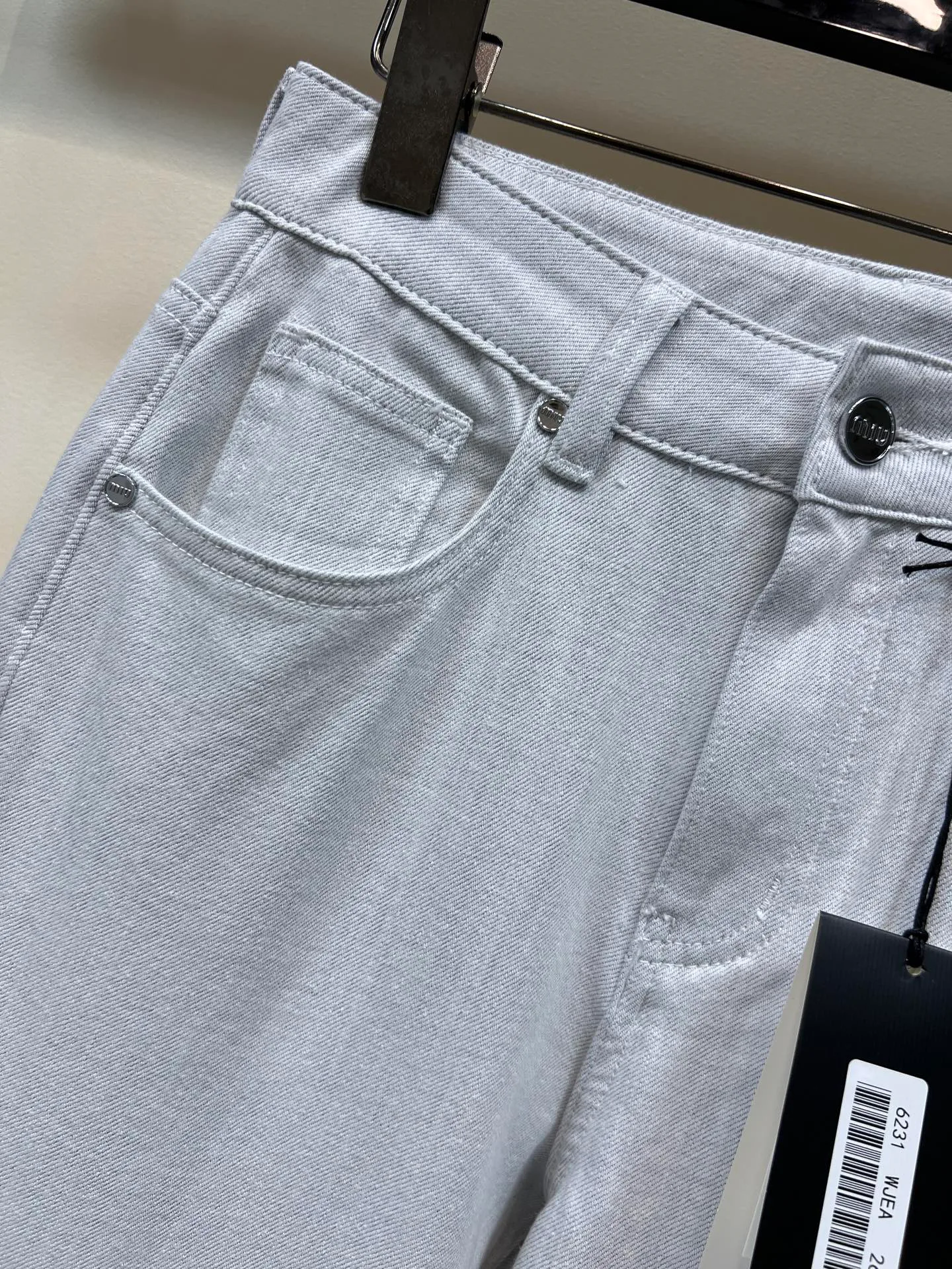 Джинсы Женские Miu Miu 10885885