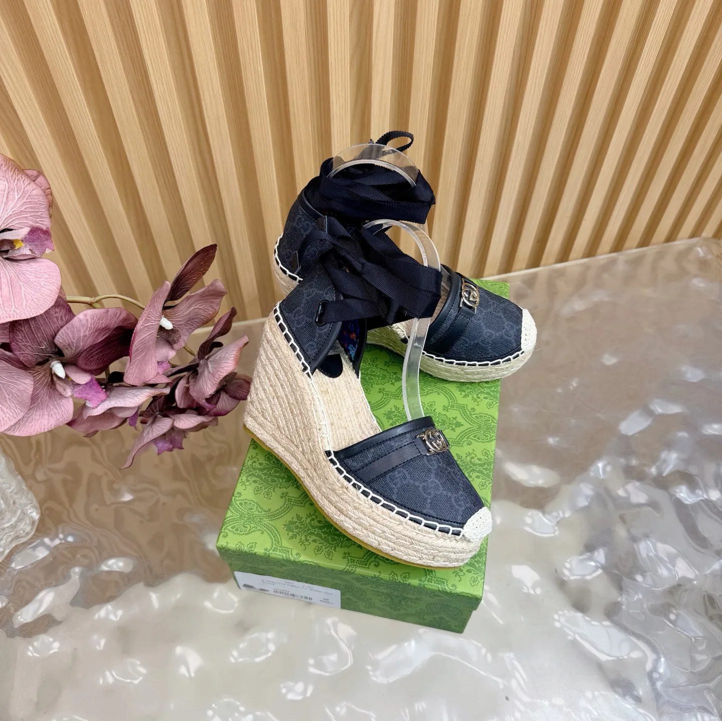 Туфли Женские Gucci 785101