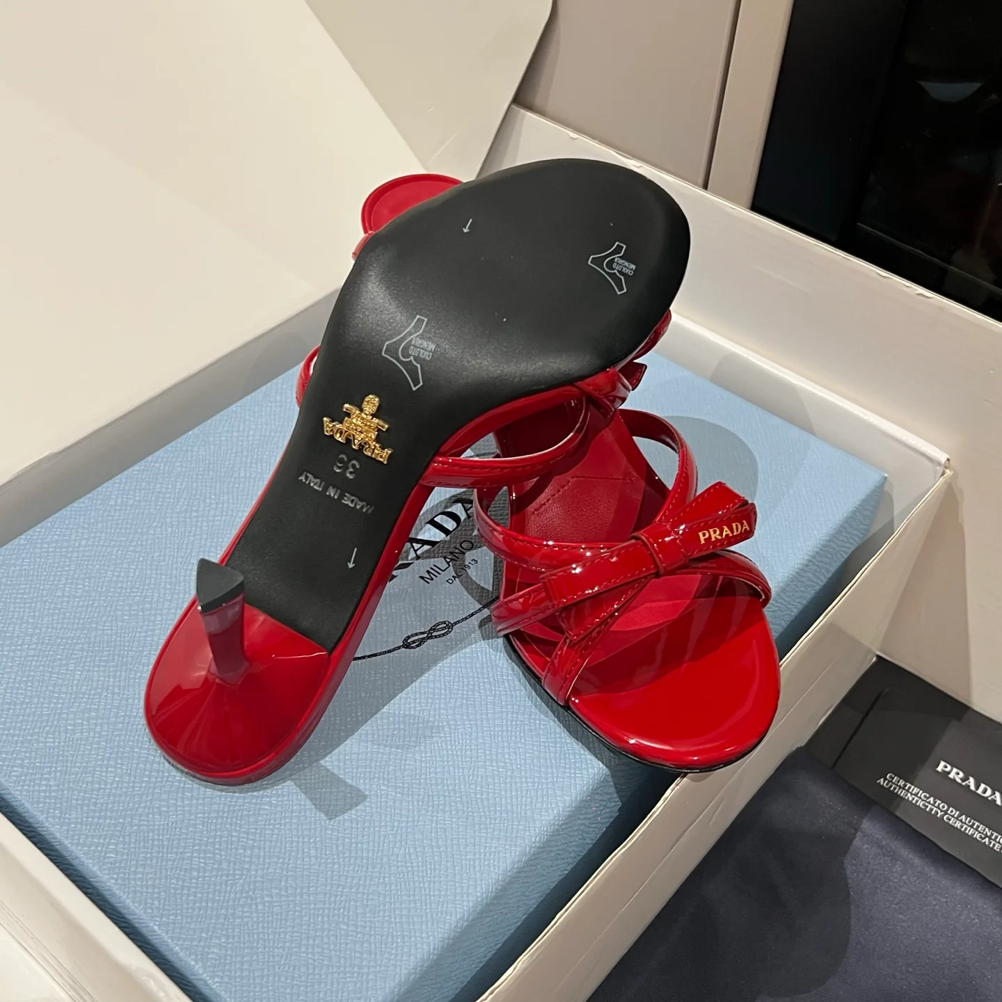 Босоножки Женские Prada 17291911