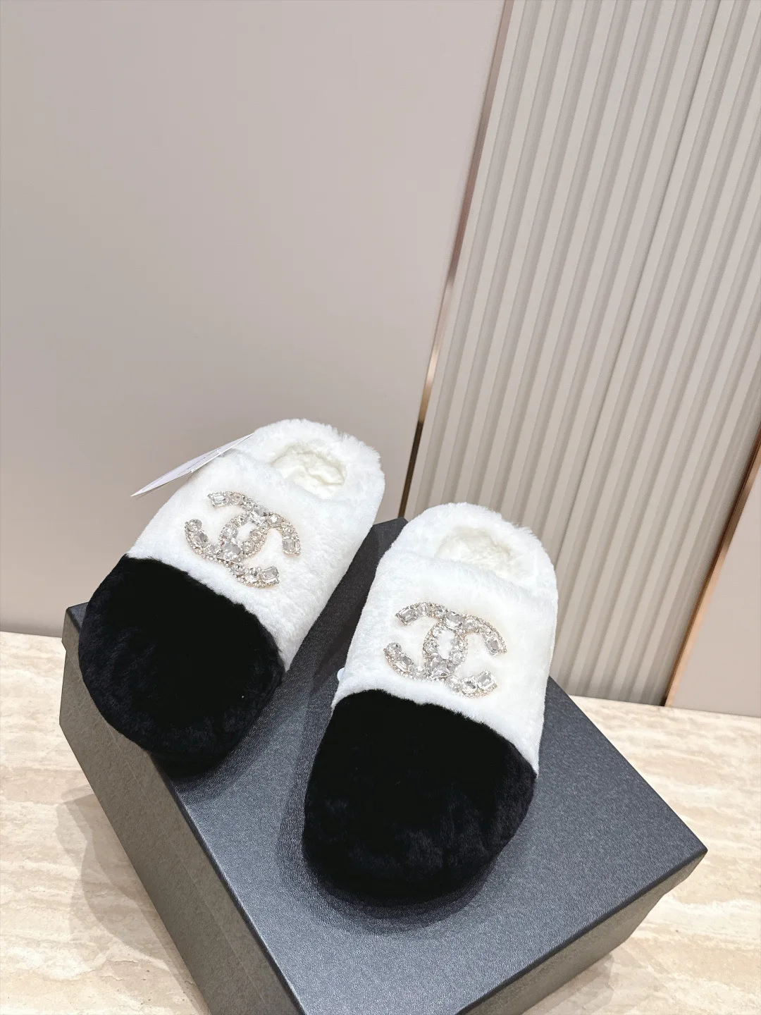 Тапочки Женские Chanel 18266278
