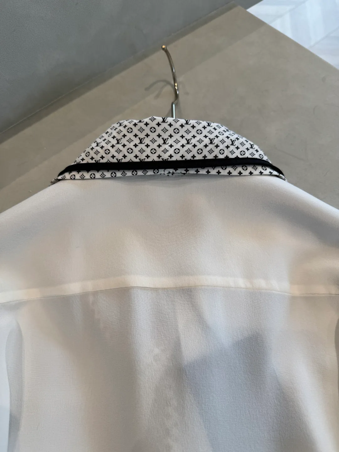 Рубашки Женские Louis Vuitton 12298573