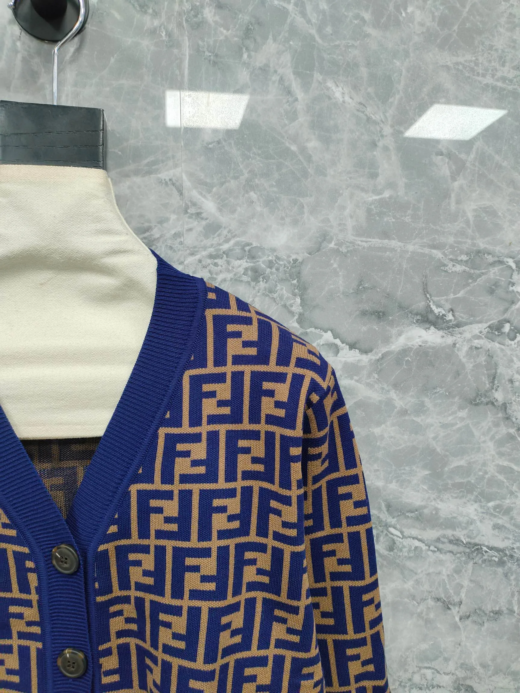 Джемперы И Свитеры Женские Fendi 18743531