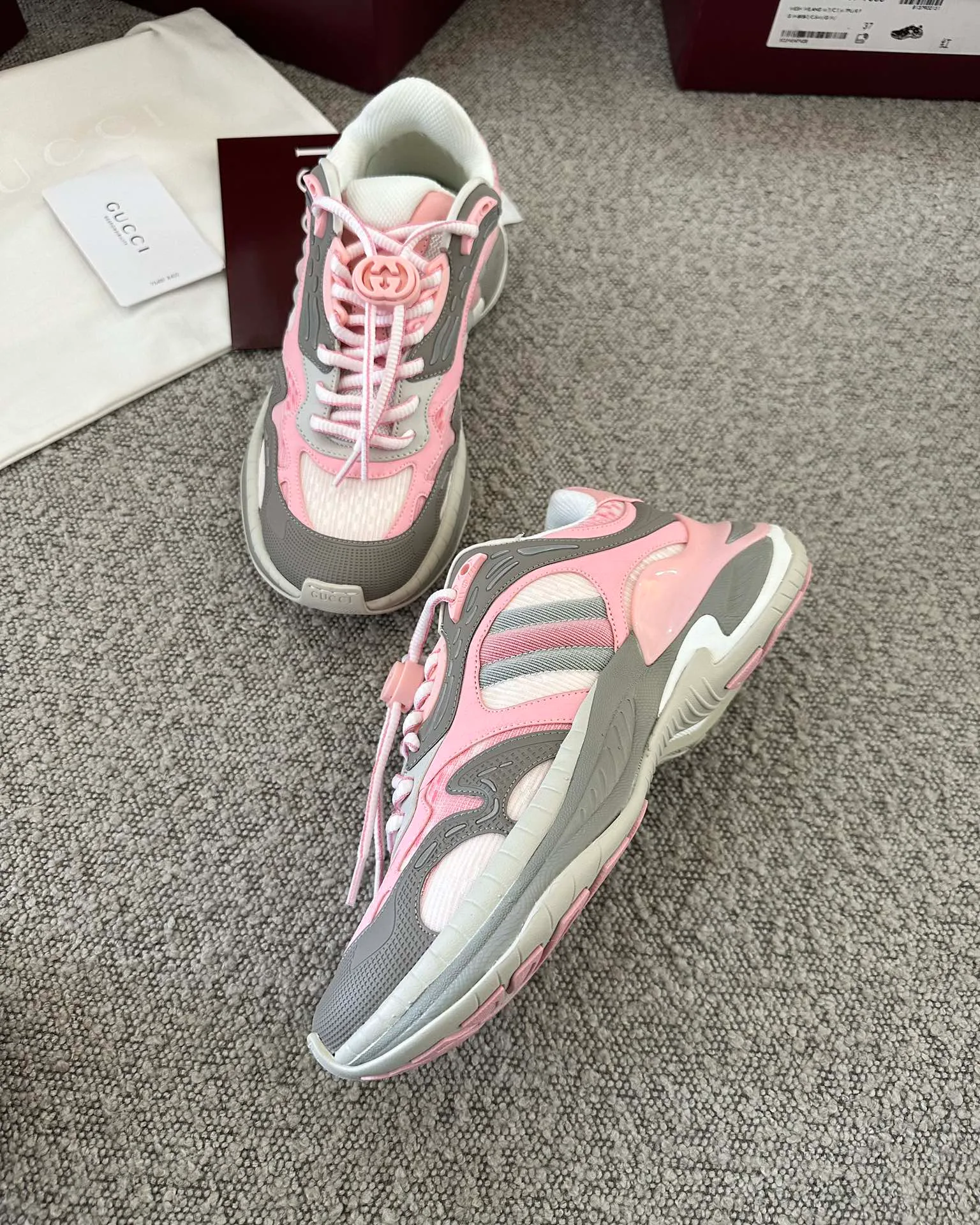 Кроссовки Женские Gucci 4321358