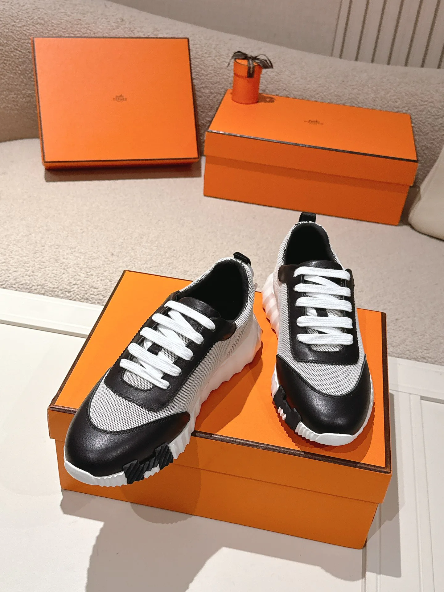 Кроссовки Женские Hermes 2380918