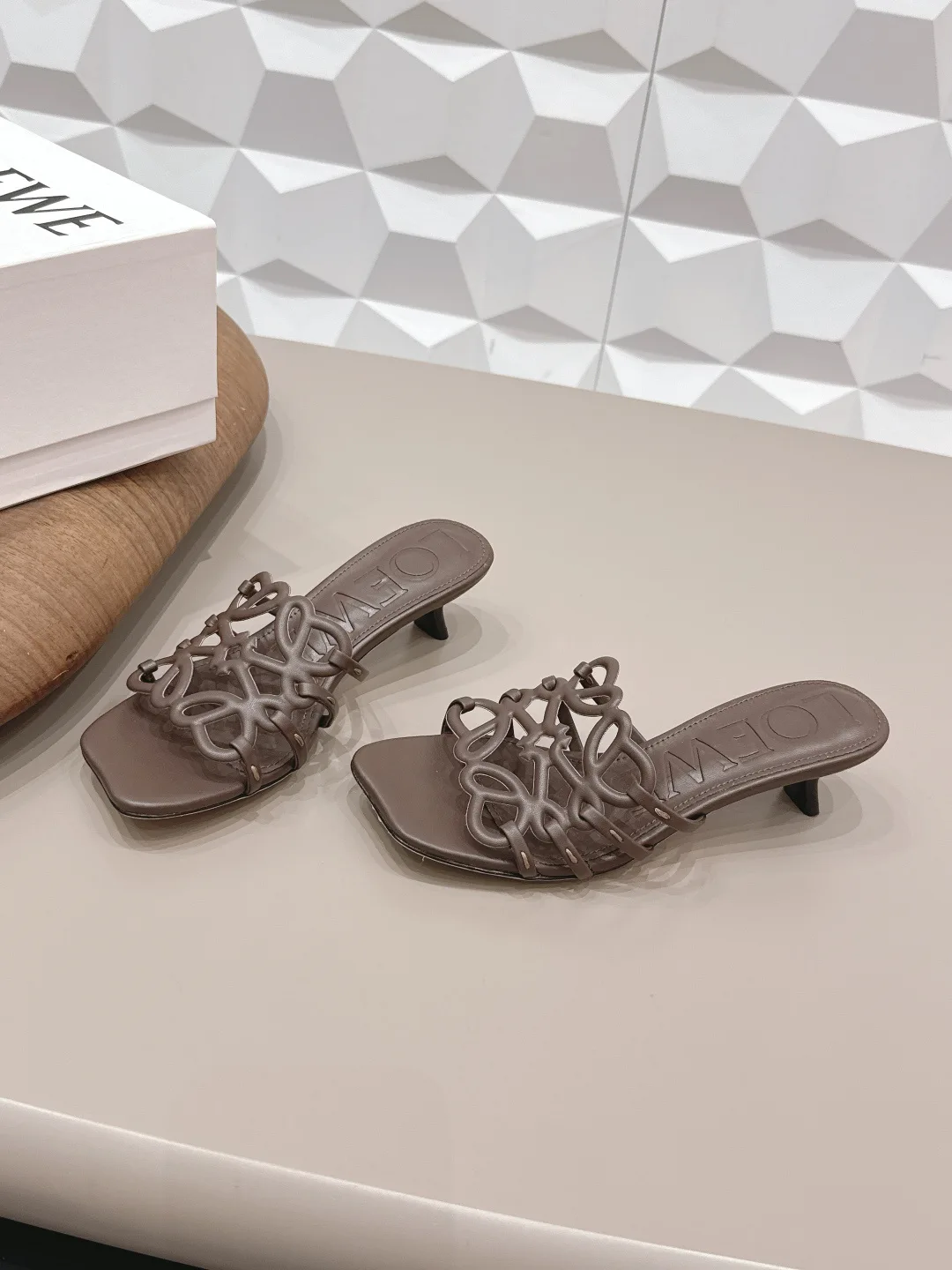 Сандалии Женские Loewe 11455208