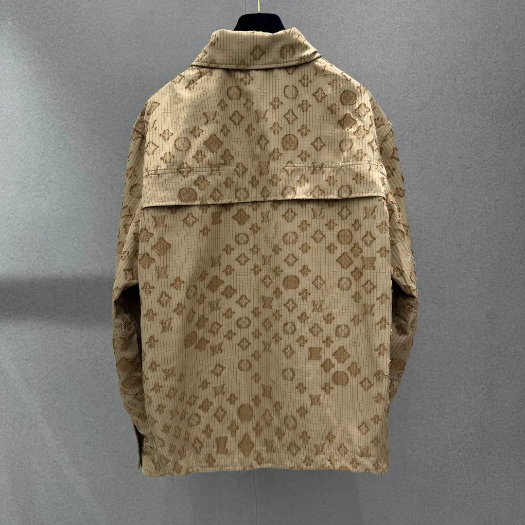 Куртки И Пуховики Мужские Louis Vuitton 17635197