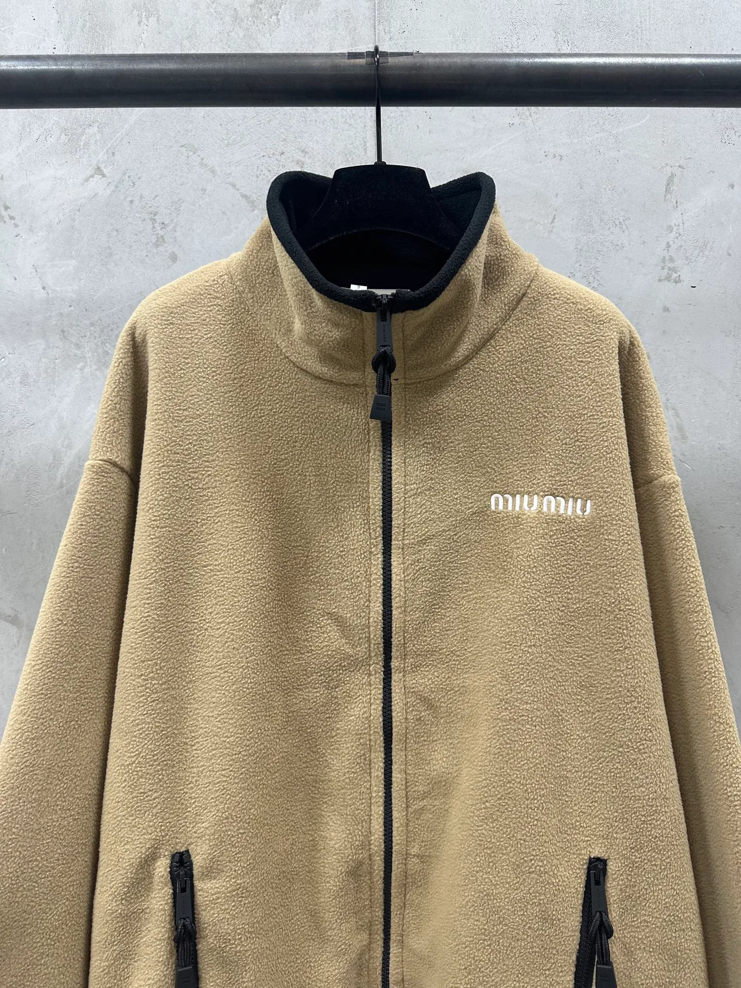 Куртки И Пуховики Мужские Miu Miu 18215610