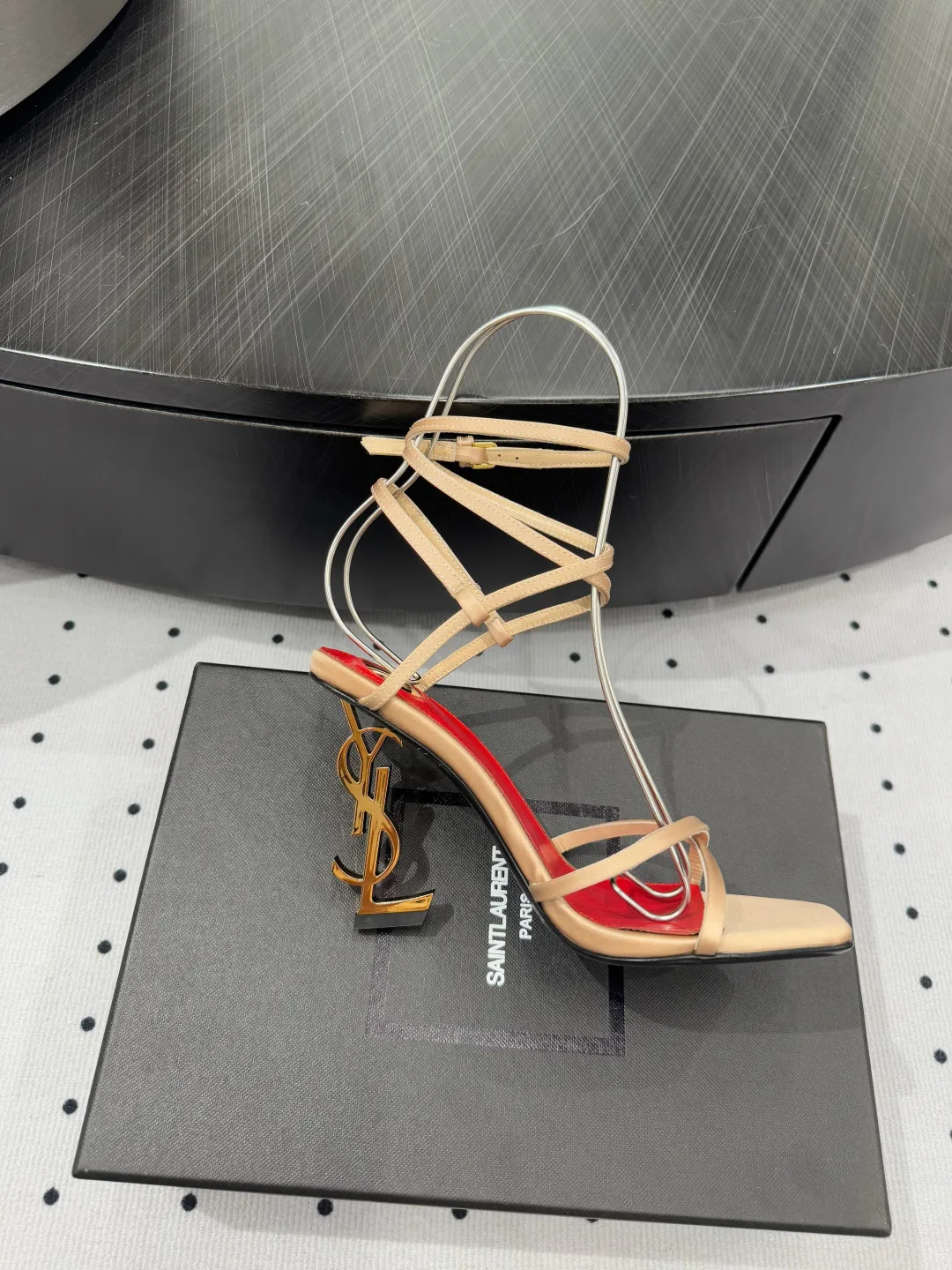 Босоножки Женские Saint Laurent 21110