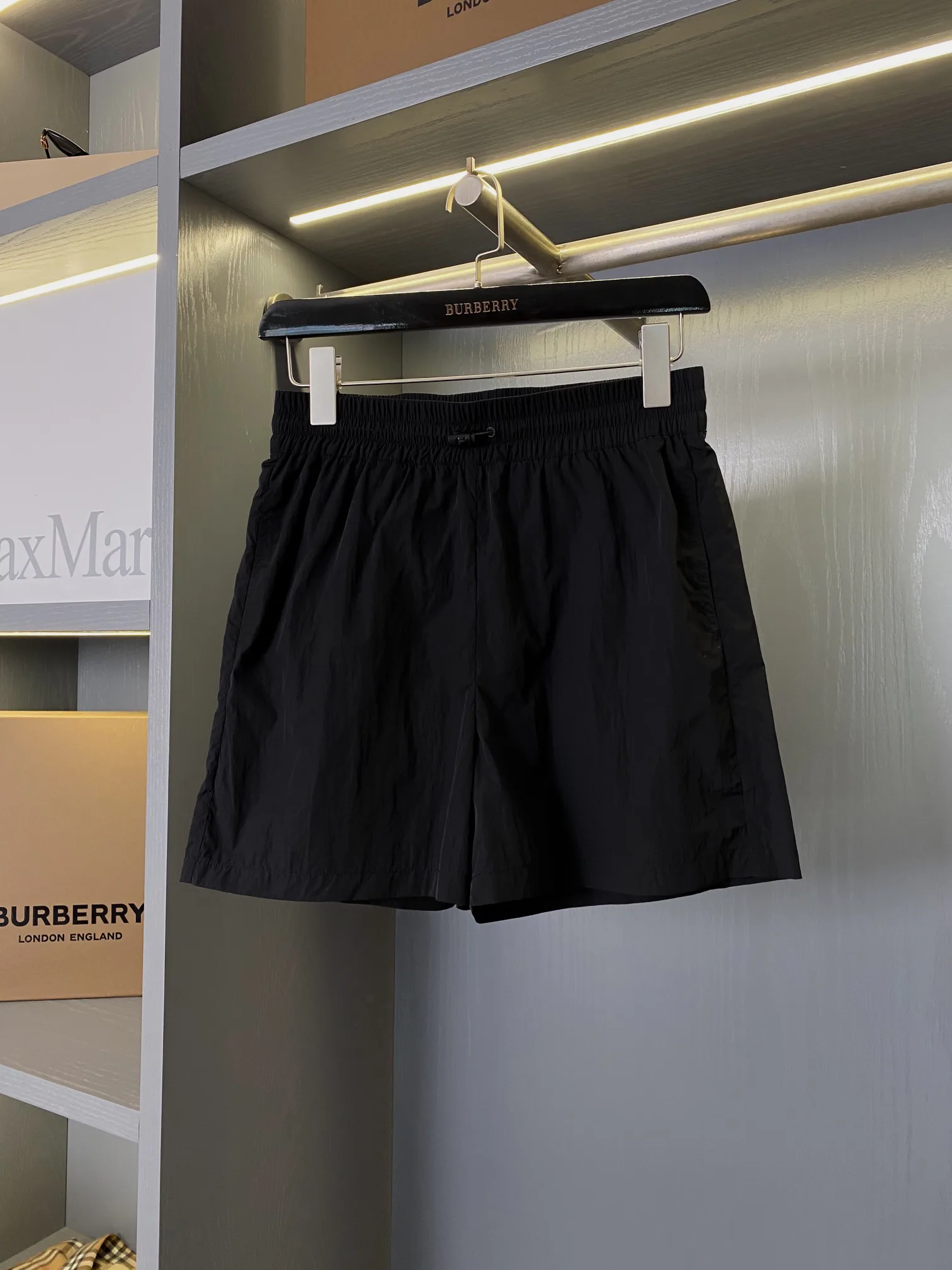 Шорты Мужские Burberry 13432878