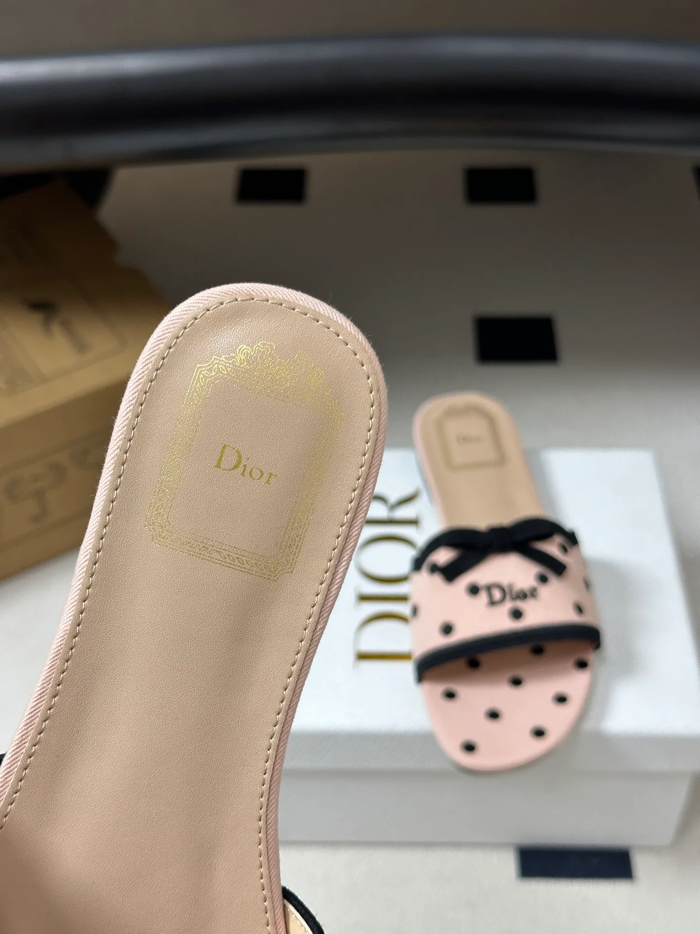Шлепанцы Женские Christian Dior 18049493