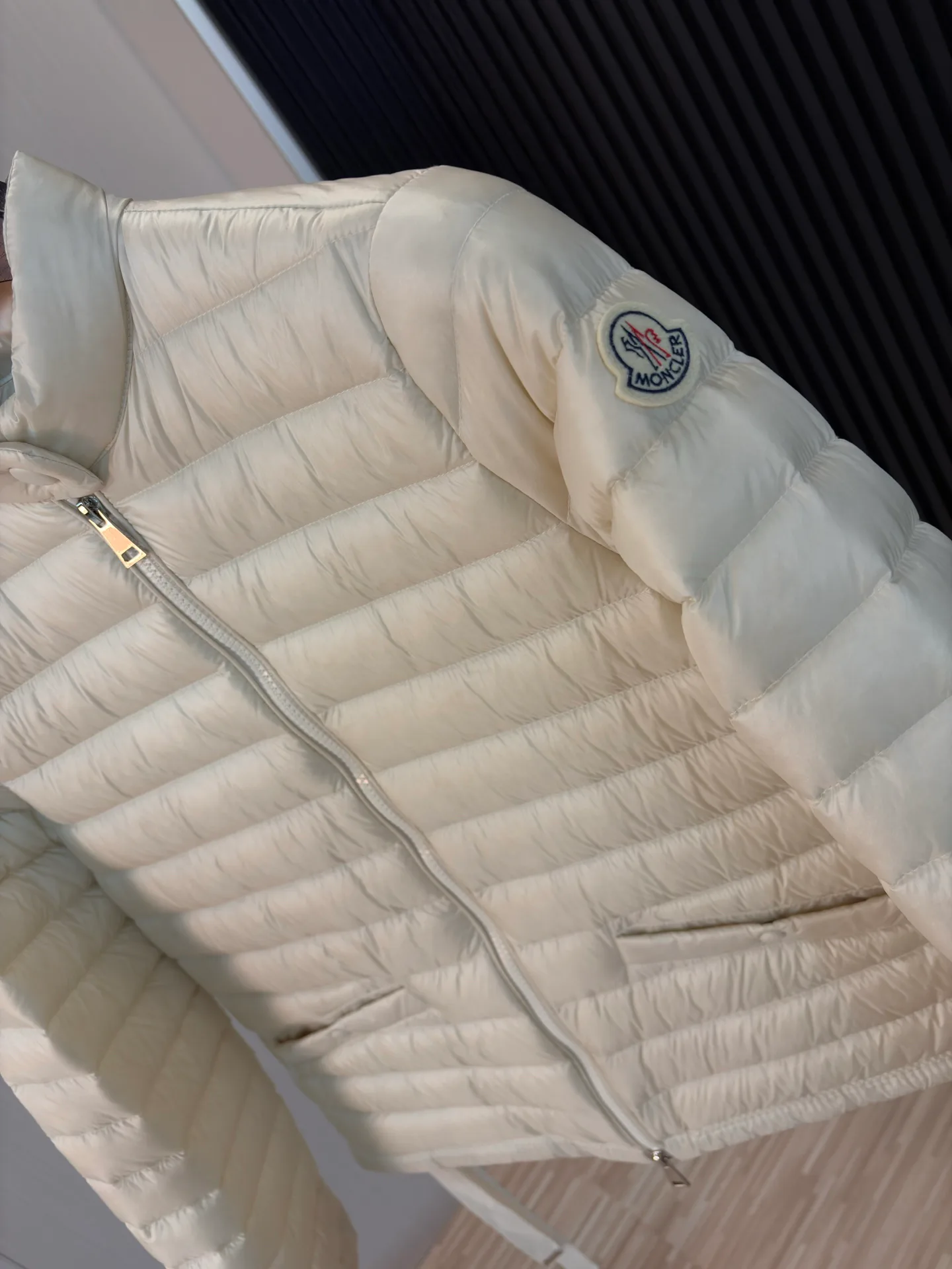 Куртки И Пуховики Мужские Moncler 17908034