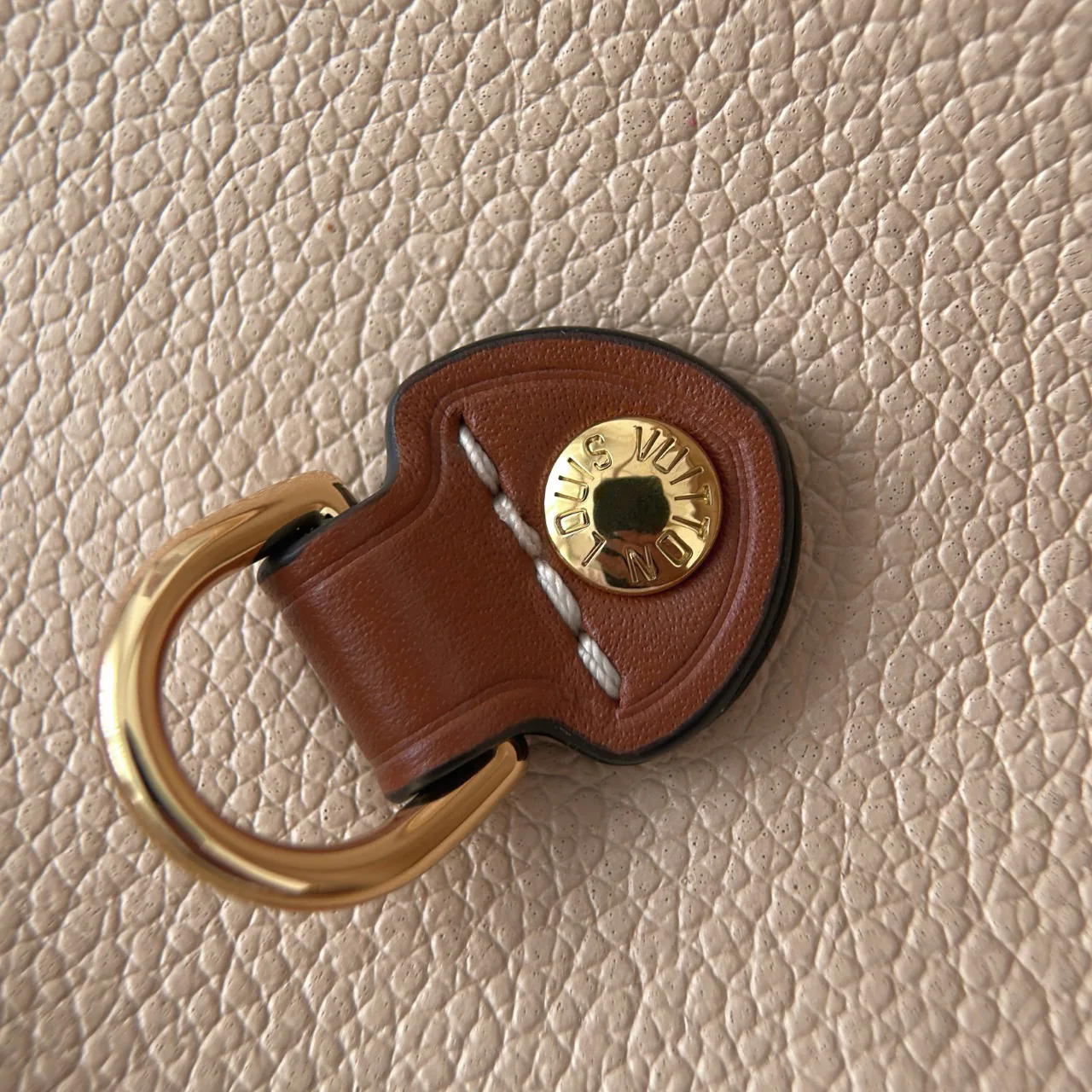 Классические Сумки Женские Louis Vuitton 17825444