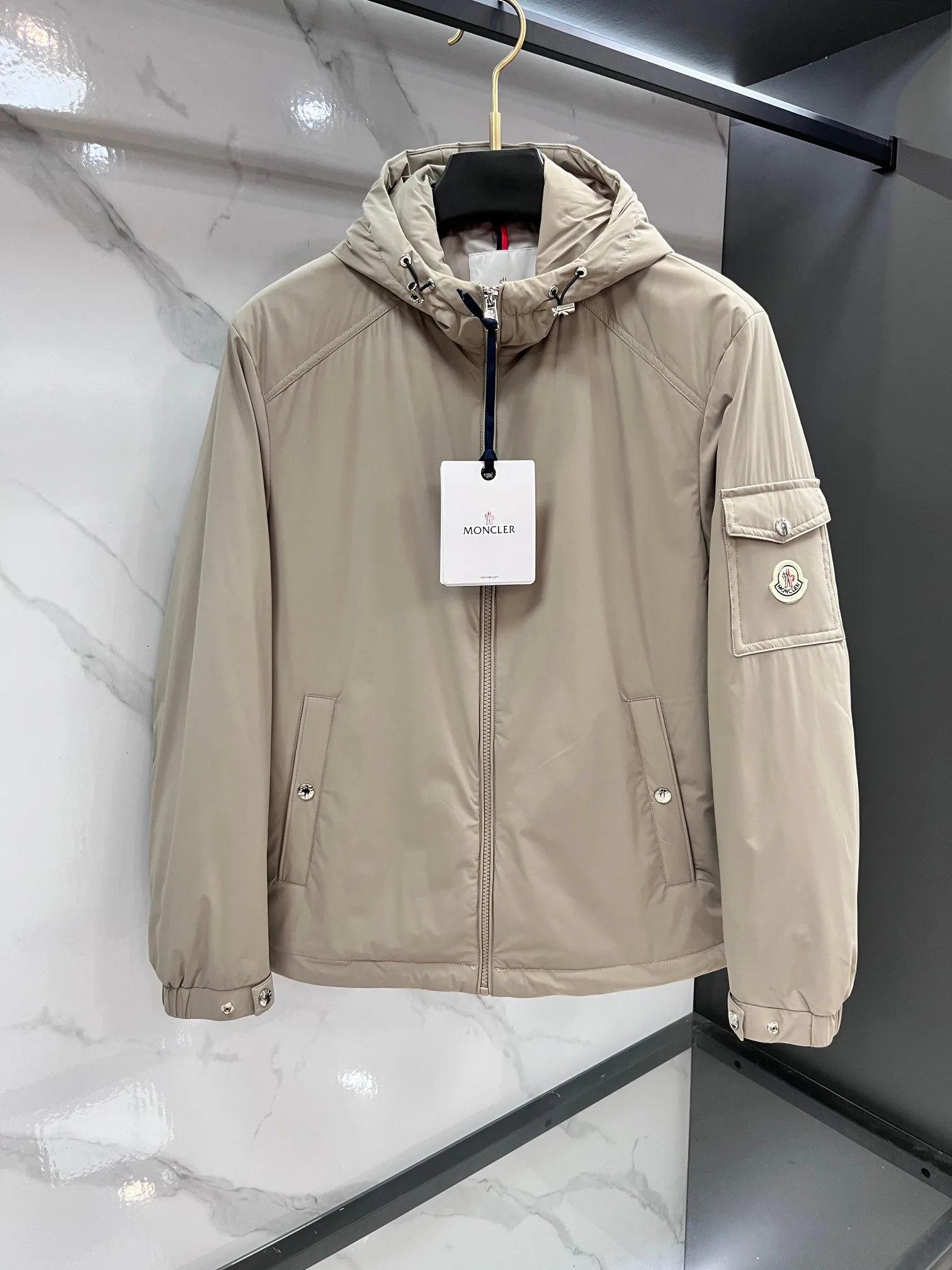 Куртки И Пуховики Мужские Moncler 1138624