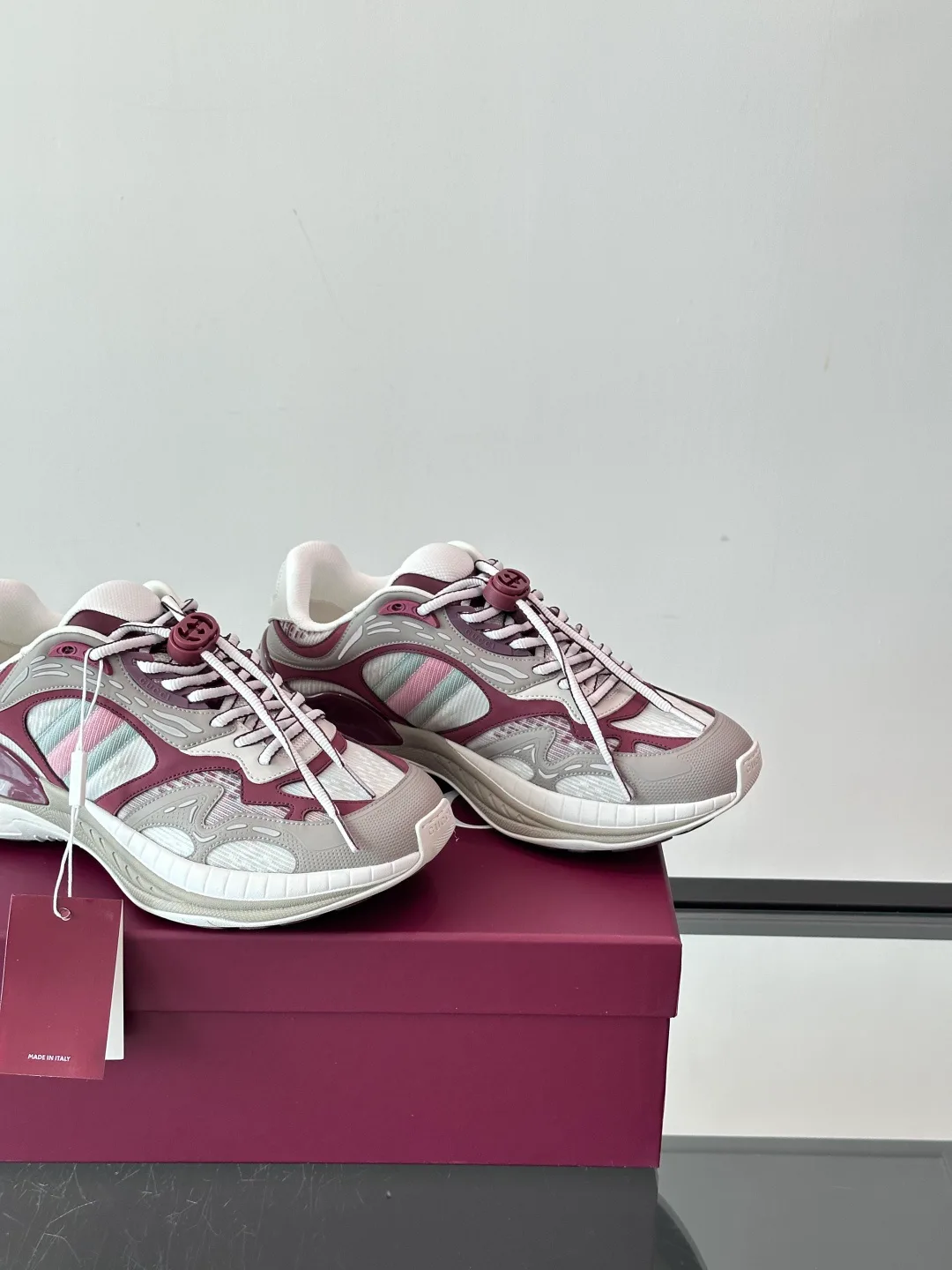 Кроссовки Женские Gucci 11398857