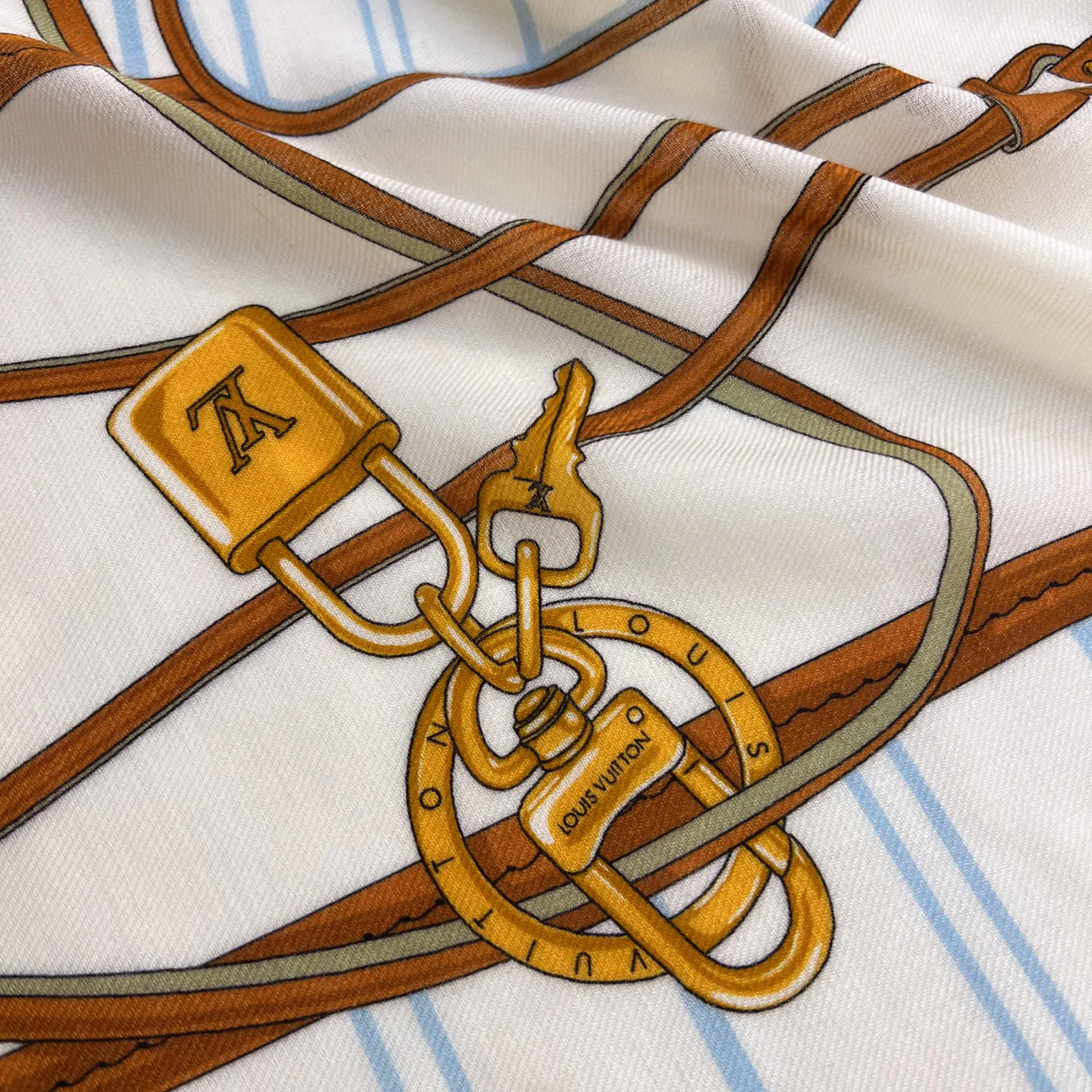 Шарфы Louis Vuitton 589970