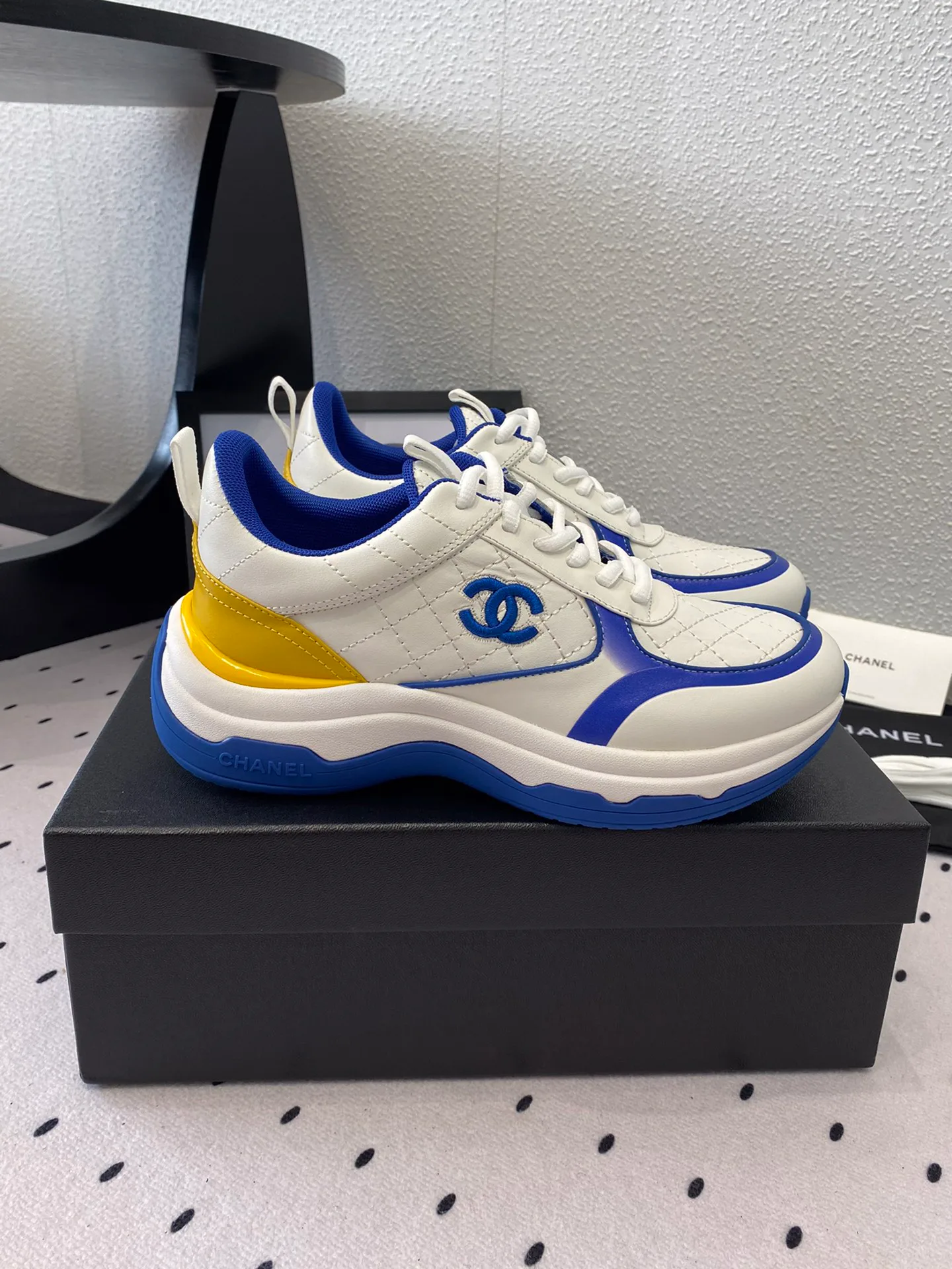 Кроссовки Женские Chanel 4949