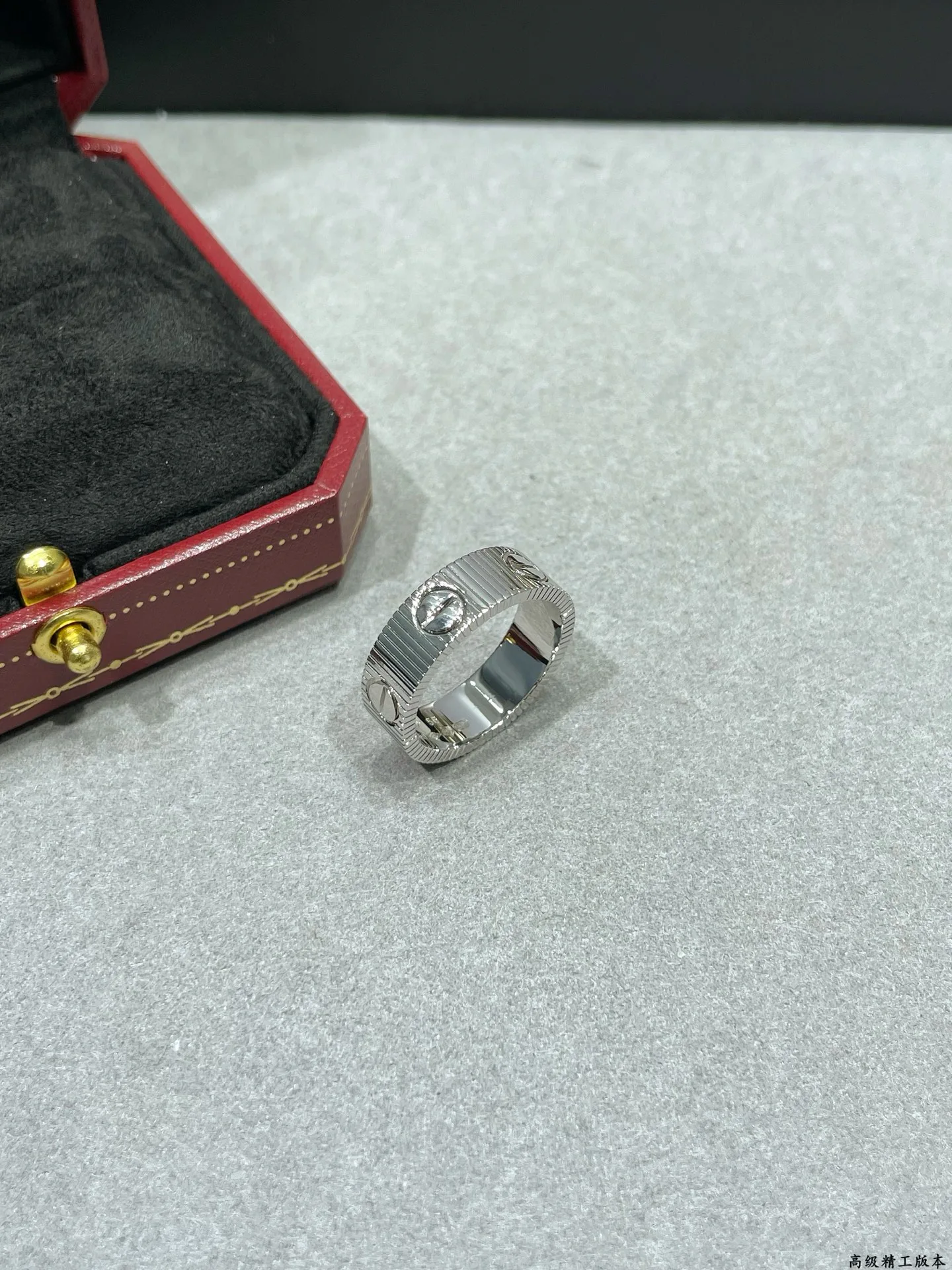 Бижутерия Cartier 260394