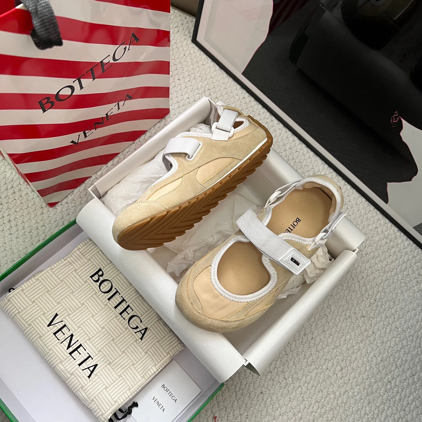Кроссовки Женские Bottega Veneta 11565985