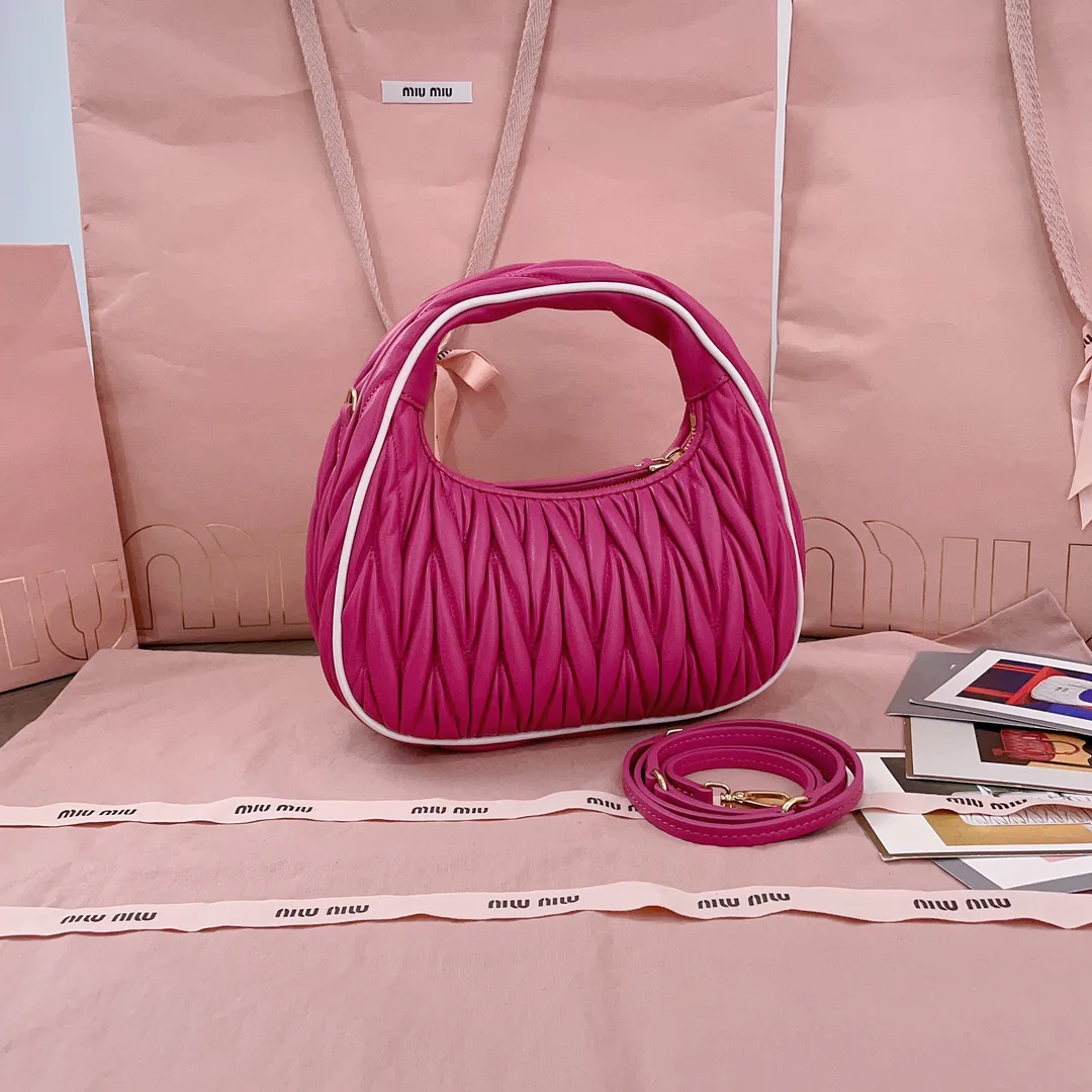 Классические Сумки Женские Miu Miu 17542202