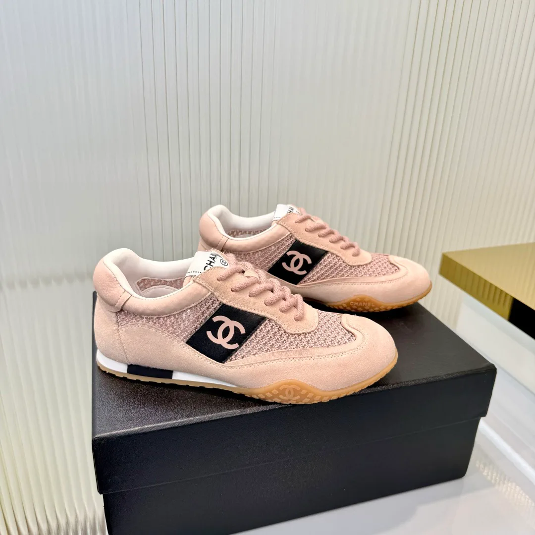Кроссовки Женские Chanel 18366993
