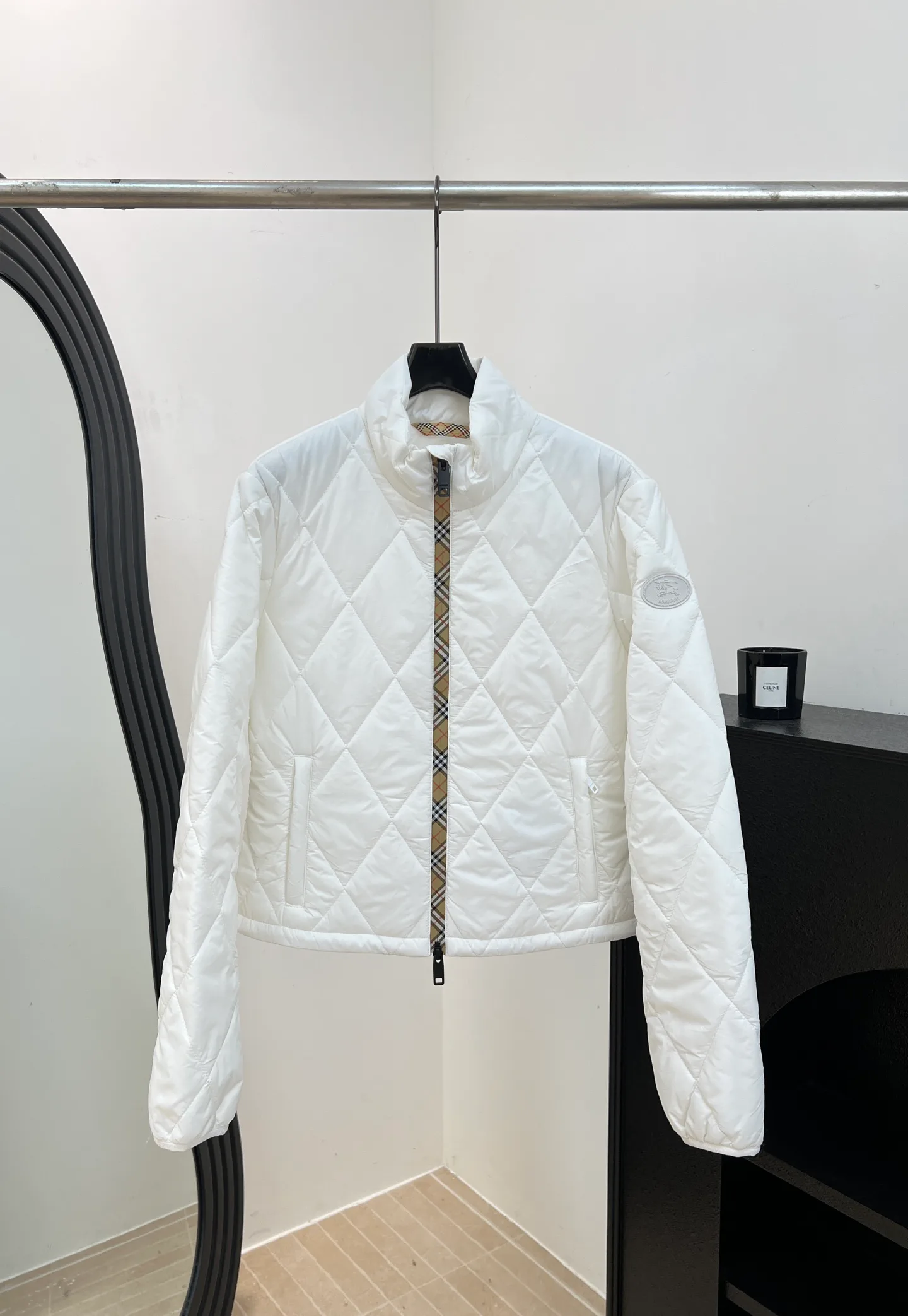 Куртки И Пуховики Женские Burberry 18930027