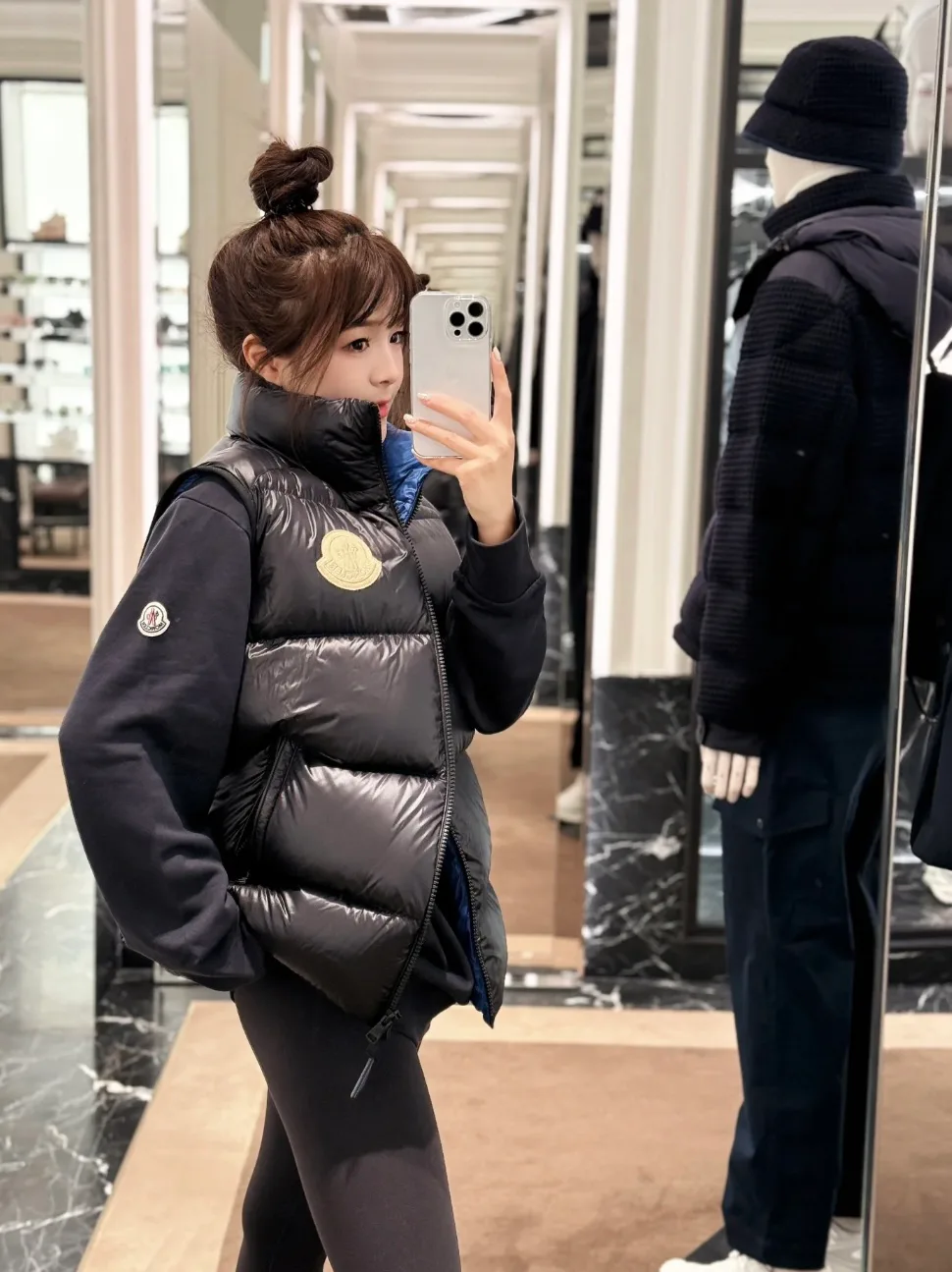Жилеты Женские Moncler 1311401