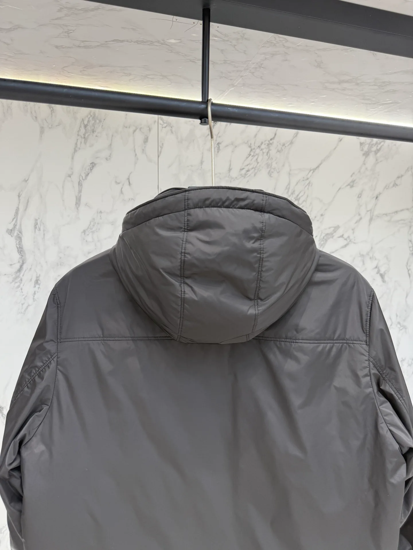 Куртки И Пуховики Женские Prada 18741954