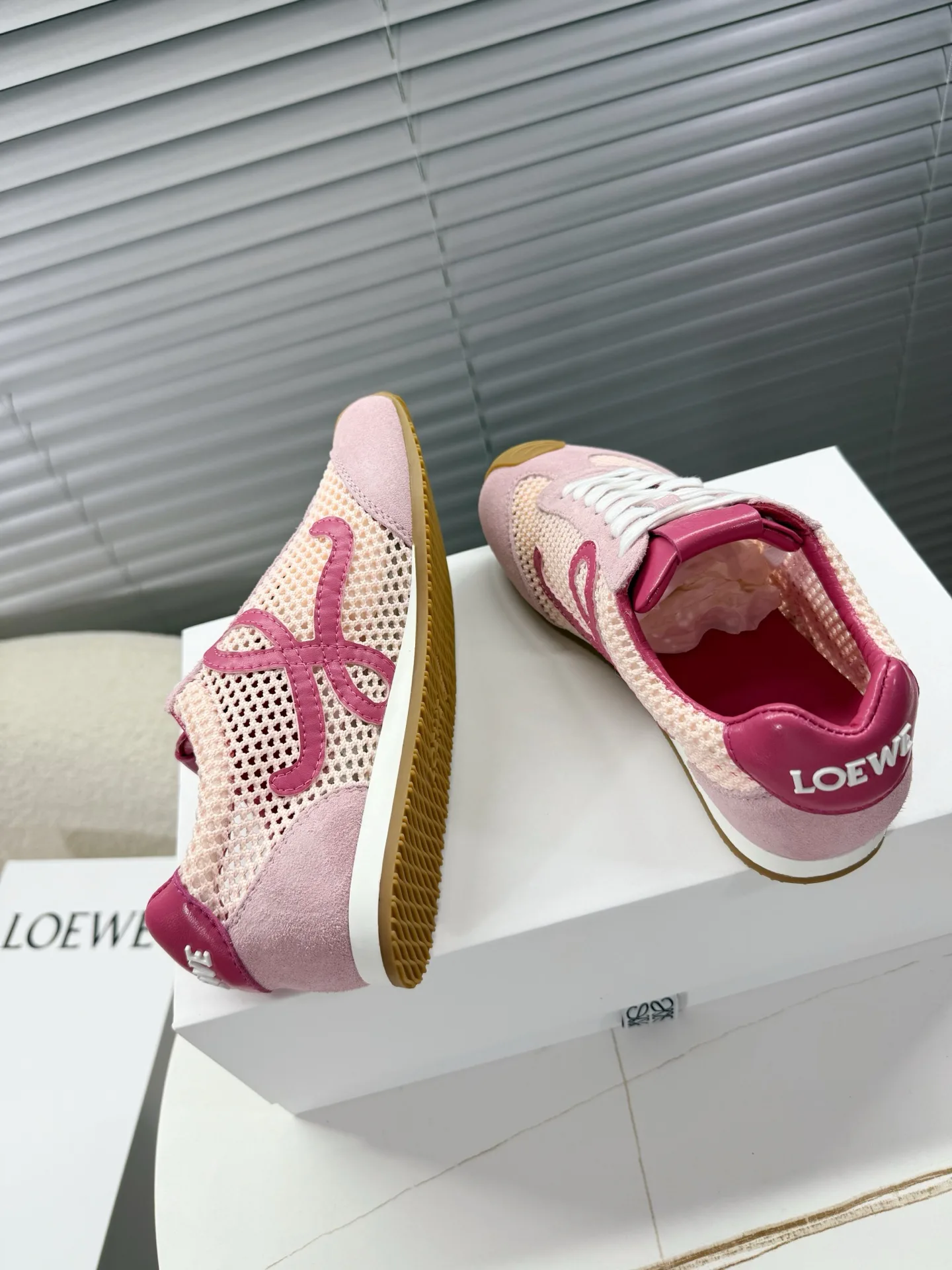 Кроссовки Женские Loewe 3923280