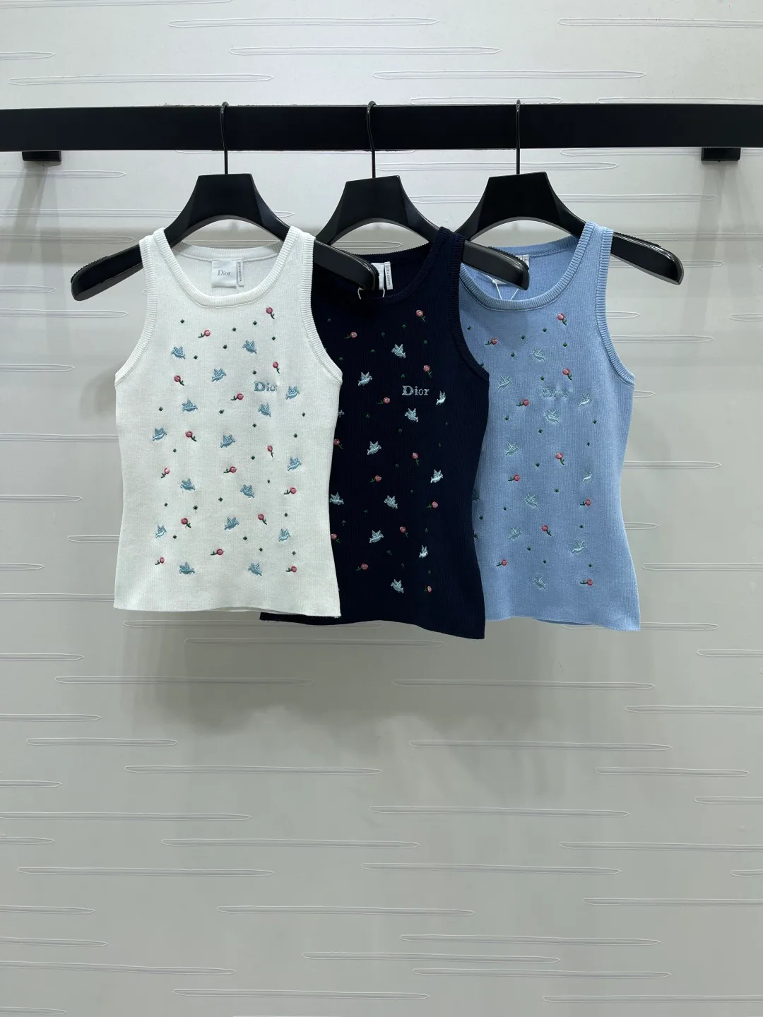 Жилеты Женские Christian Dior 13451829