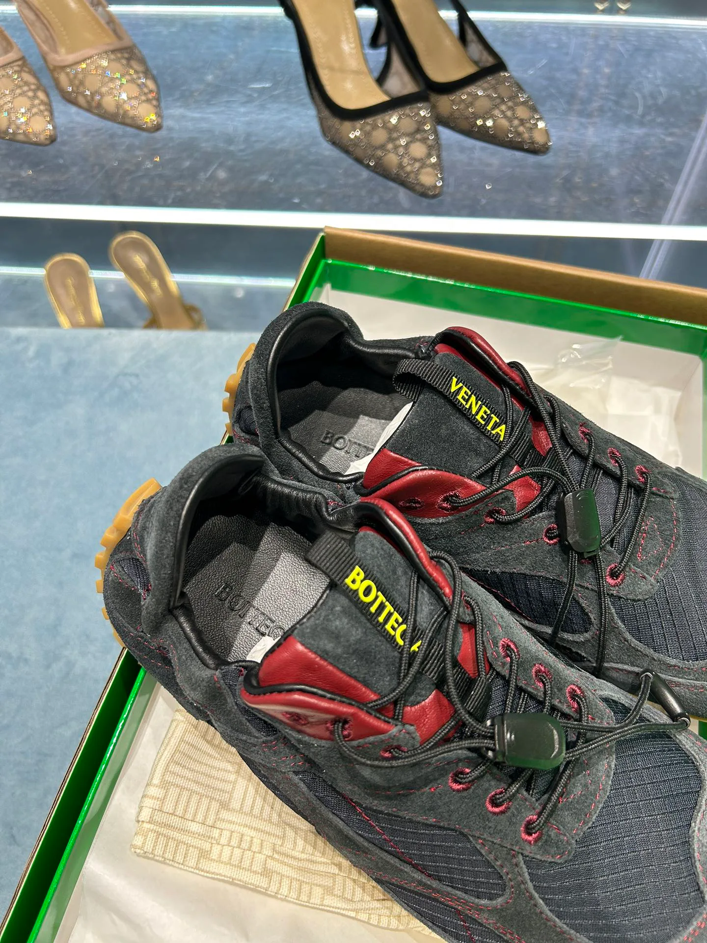 Кроссовки Женские Bottega Veneta 2383441