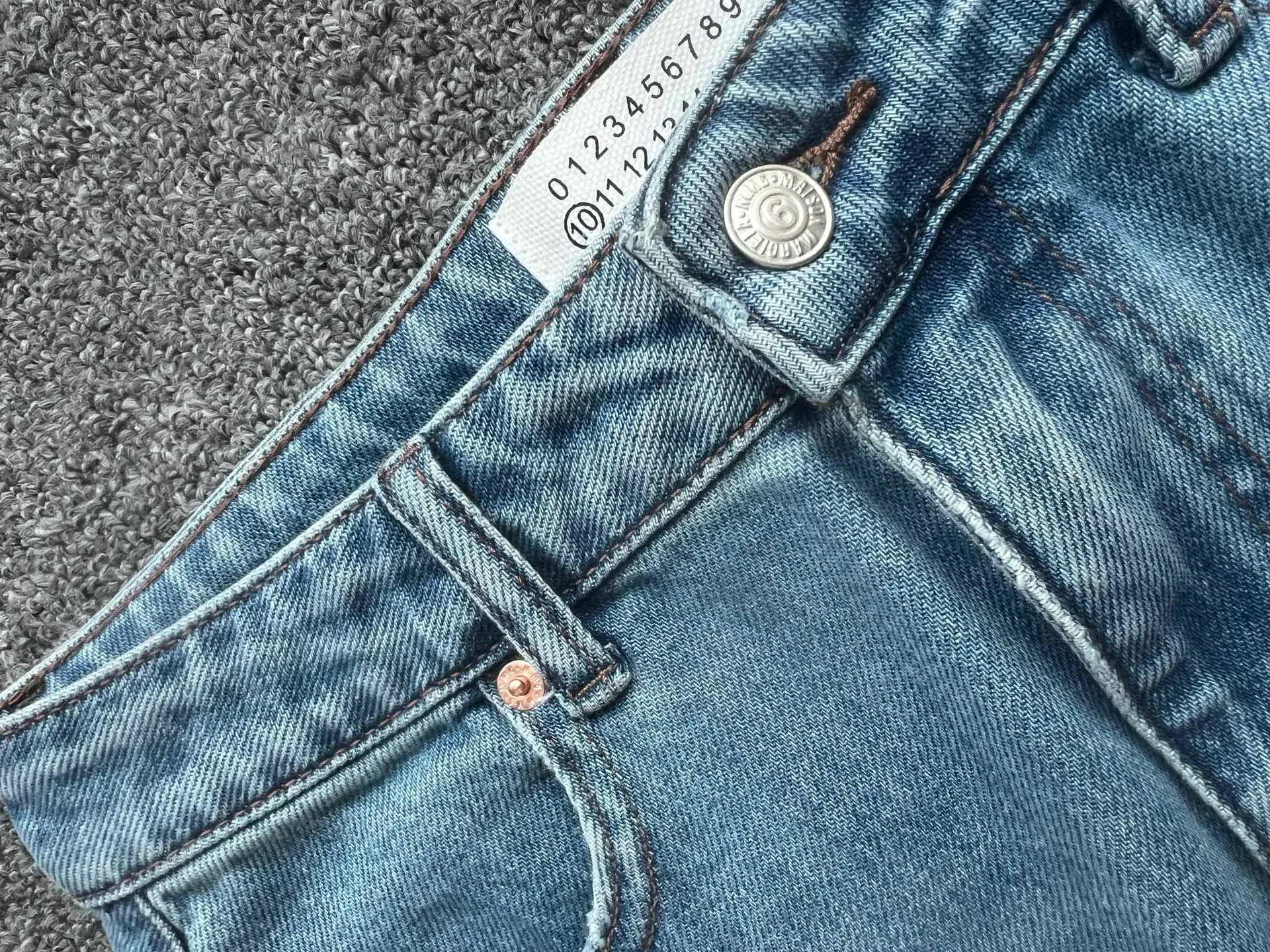 Джинсы Женские Maison Margiela 5003384