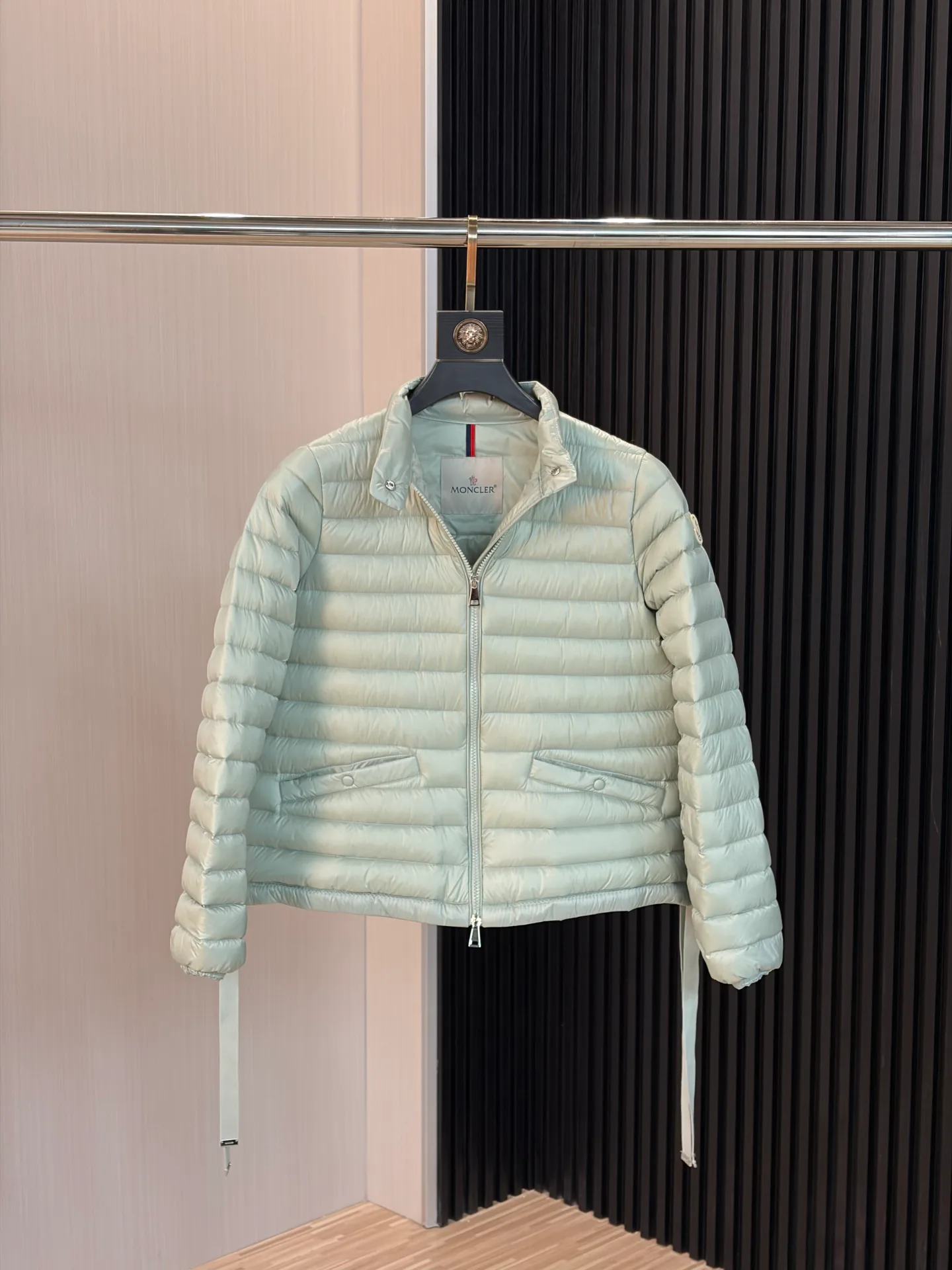 Куртки И Пуховики Мужские Moncler 17908035