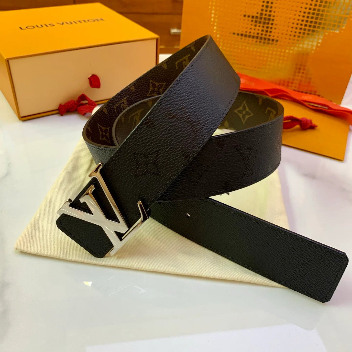 Ремни Louis Vuitton 17725246