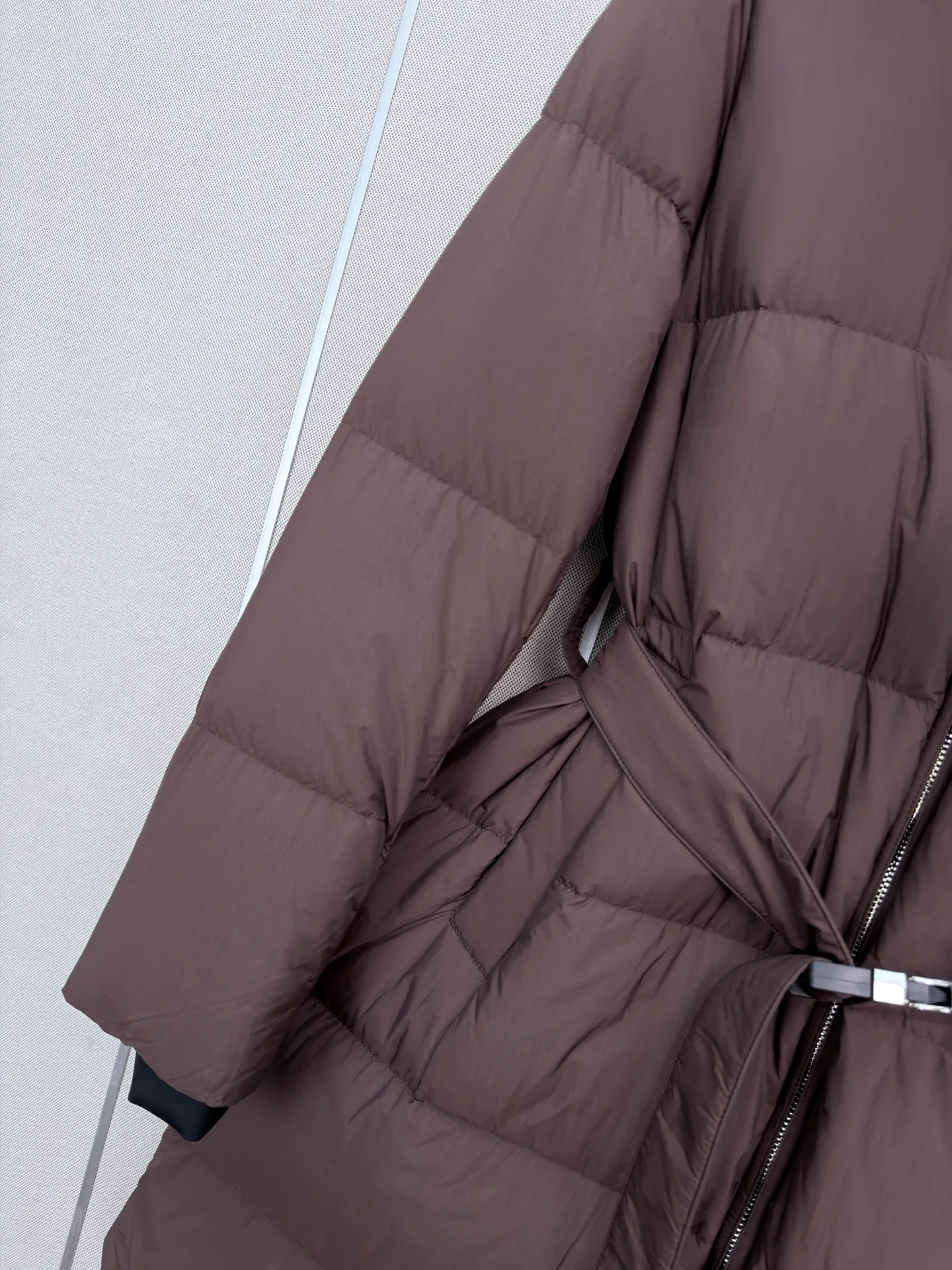 Куртки И Пуховики Женские Prada 18108678