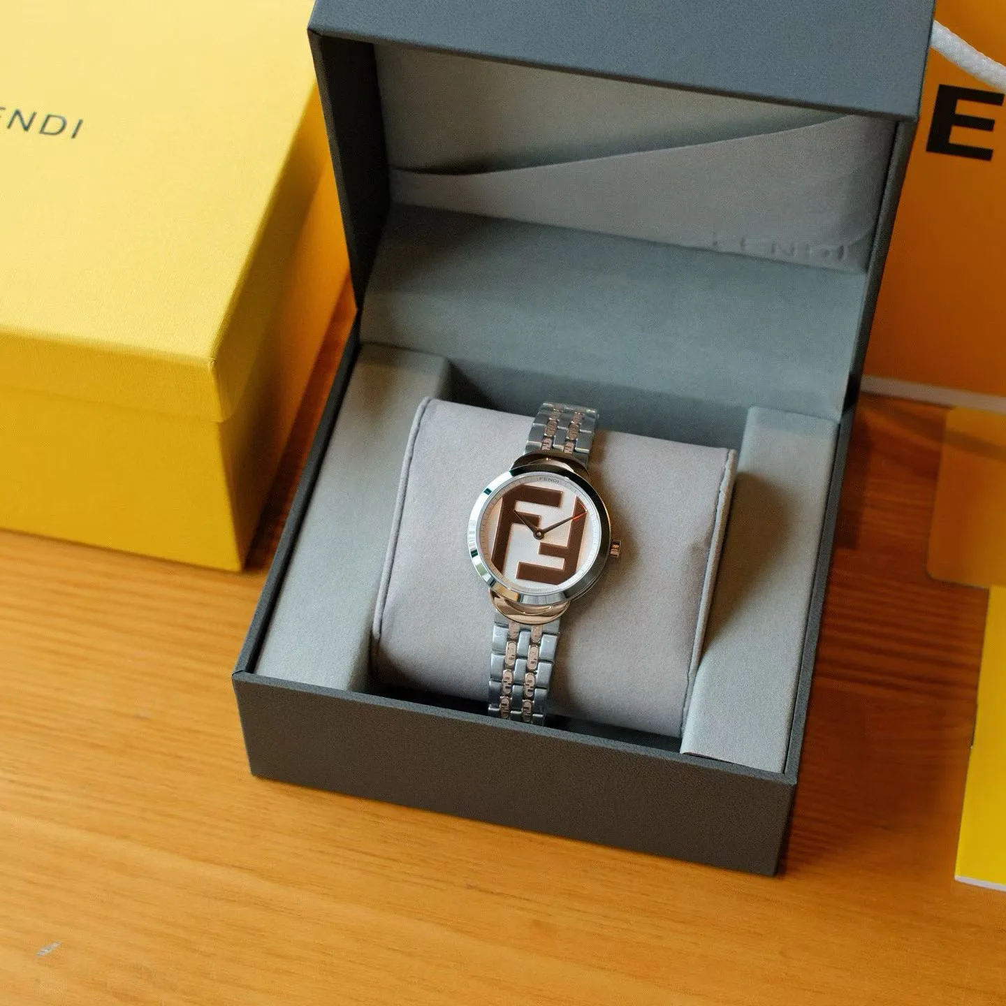 Часы Женские Fendi 4865387