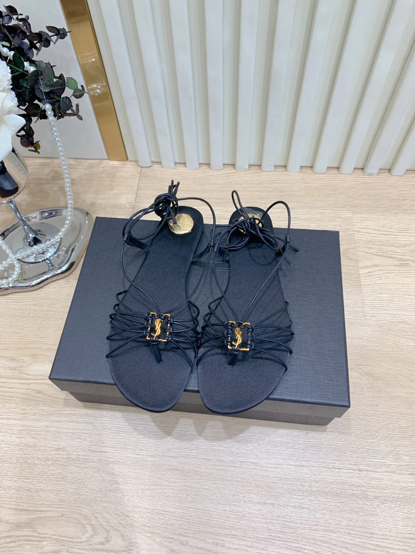 Босоножки Женские Saint Laurent 4511899