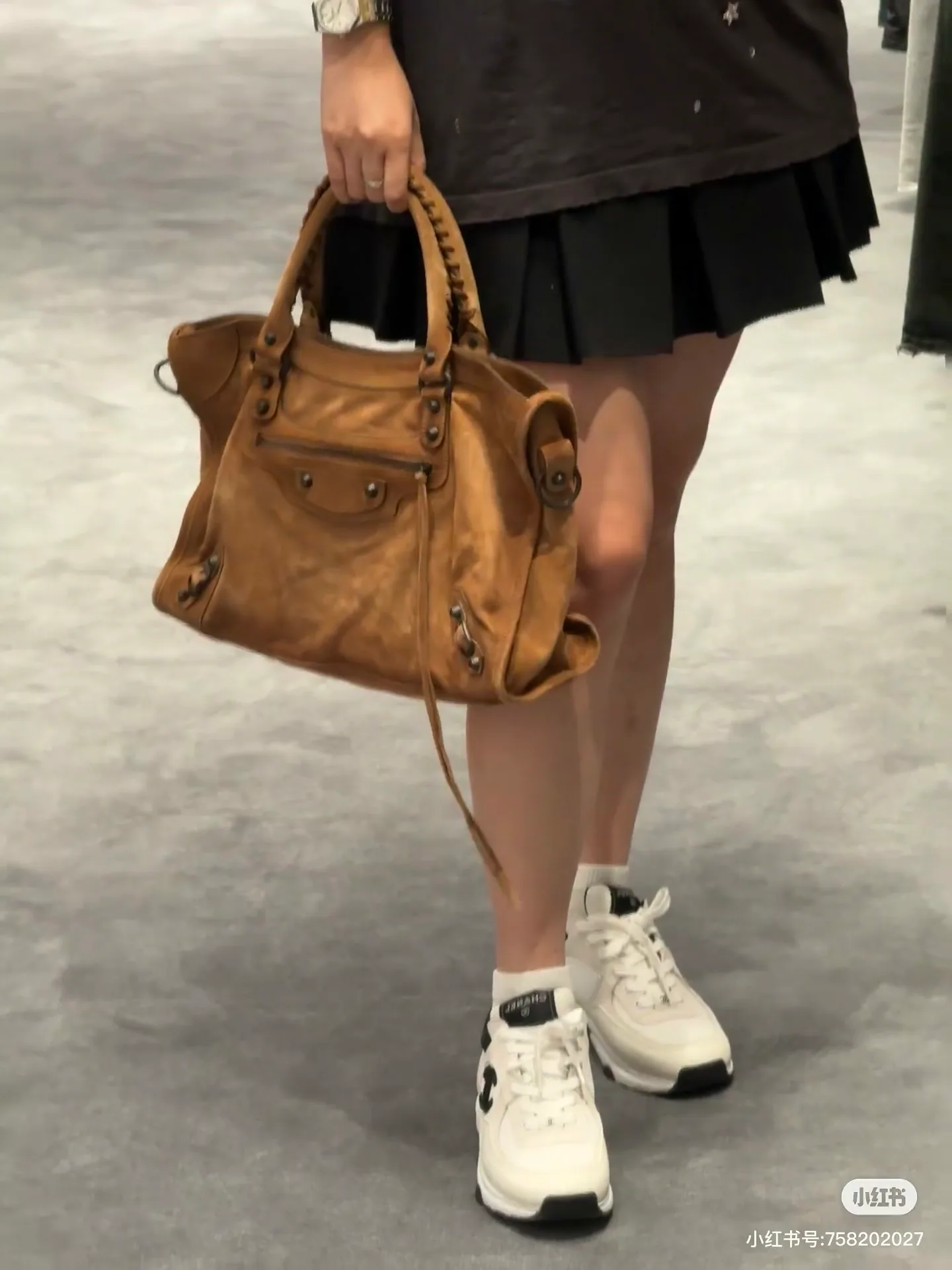 Сумки На Ремне Женские Balenciaga 1305949