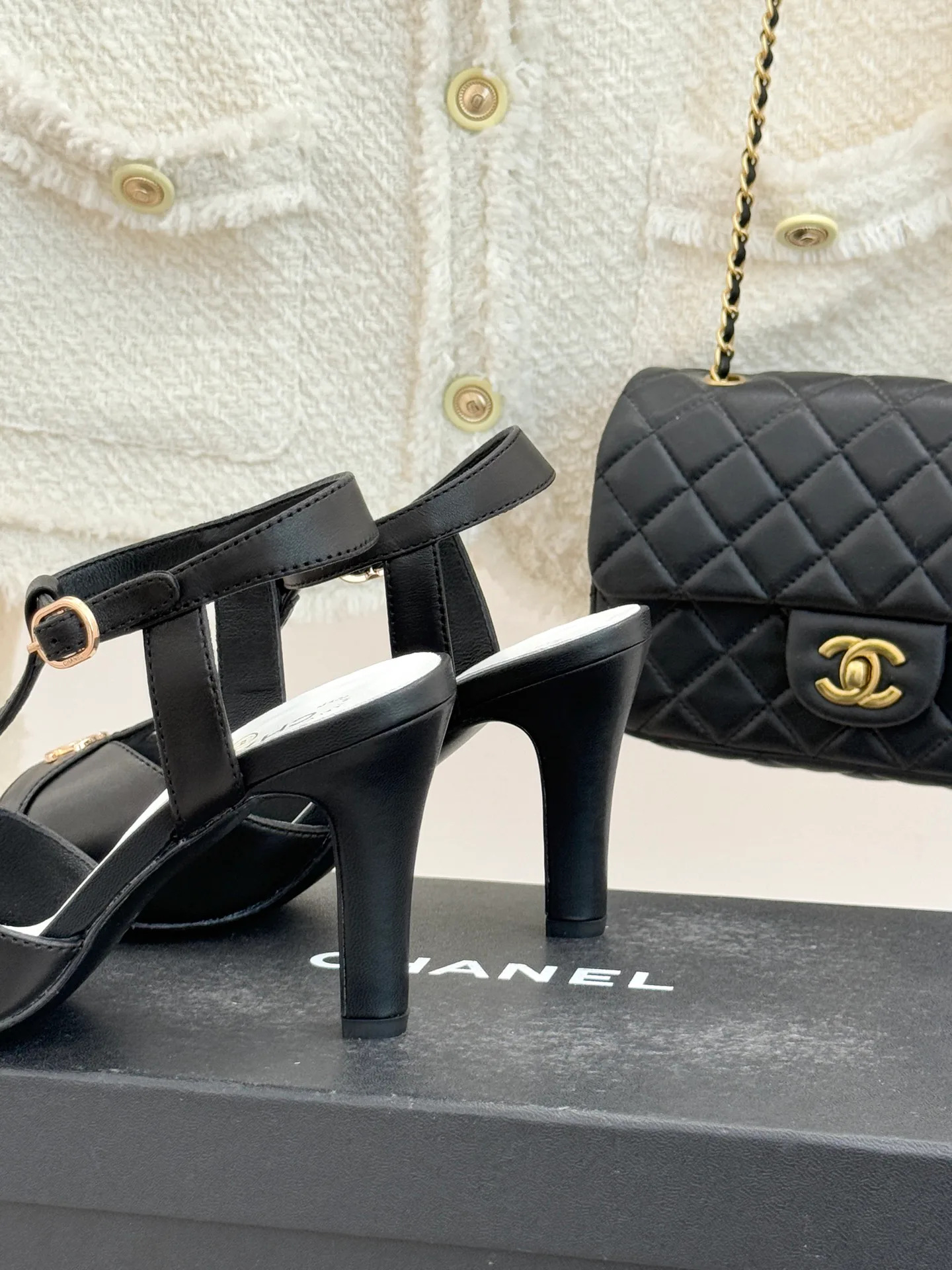 Босоножки Женские Chanel 11167402
