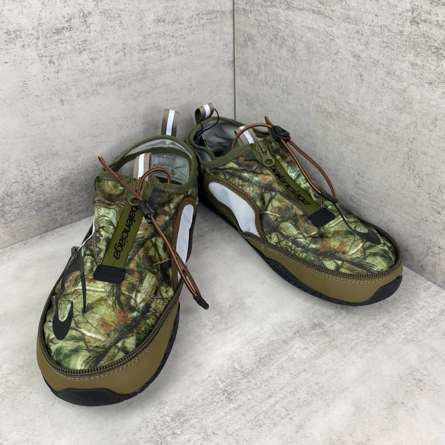 Кроссовки Мужские Balenciaga 18039595