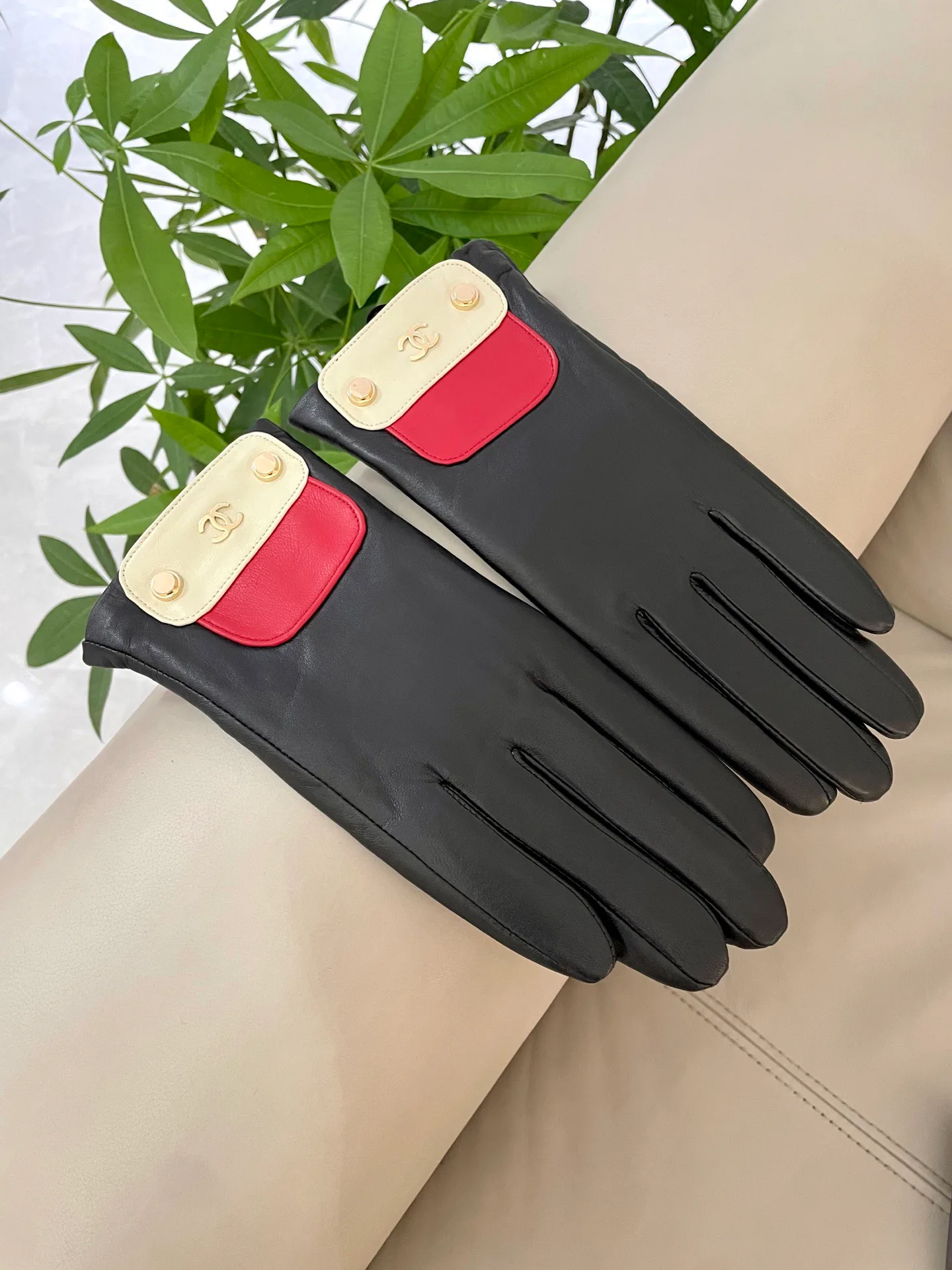 Перчатки Chanel 785714