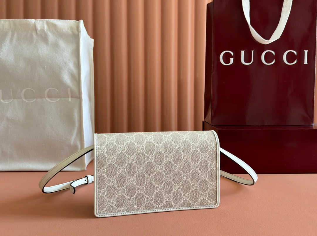 Классические Сумки Женские Gucci 11565792