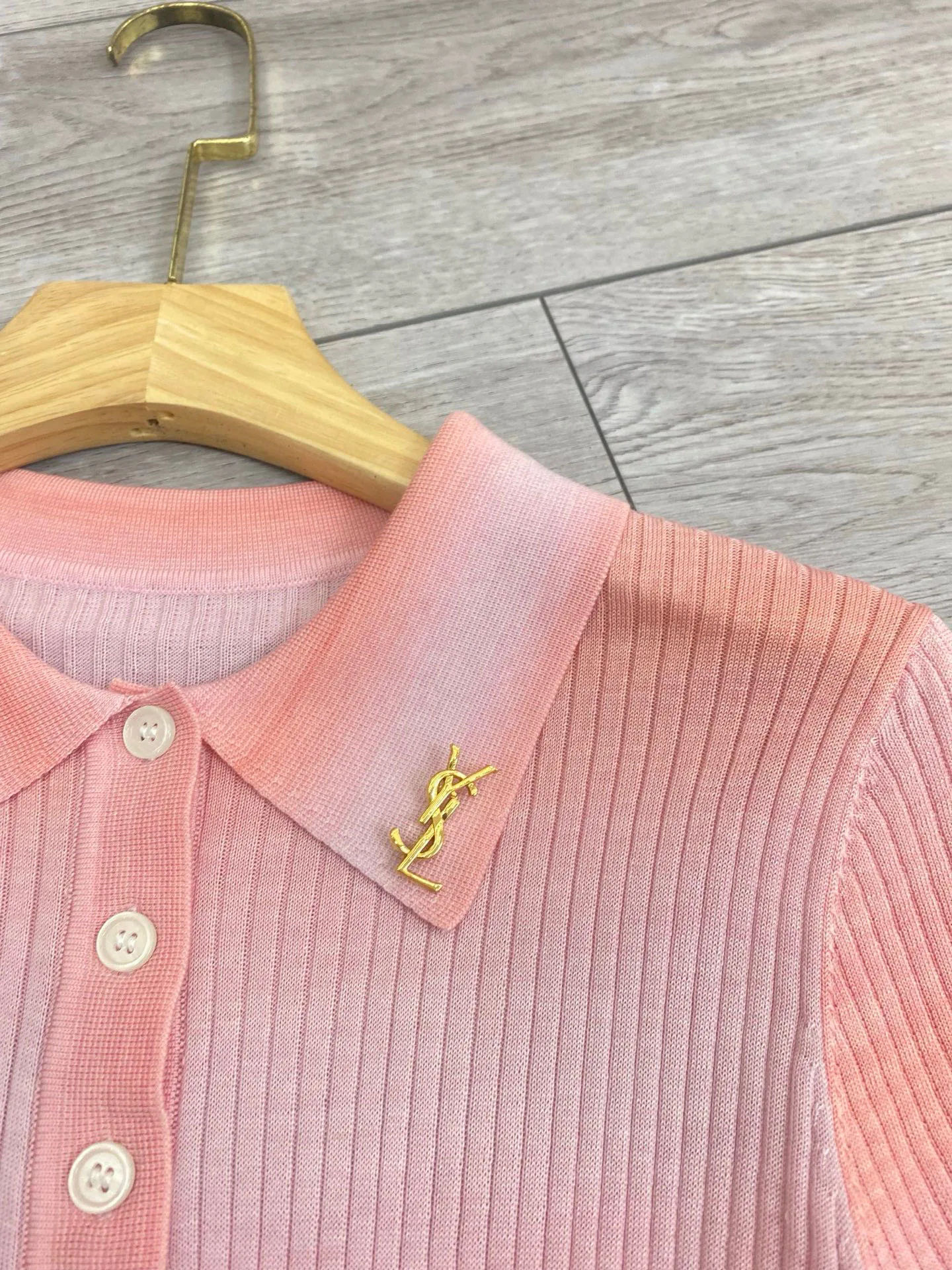 Футболки Женские Saint Laurent 32548