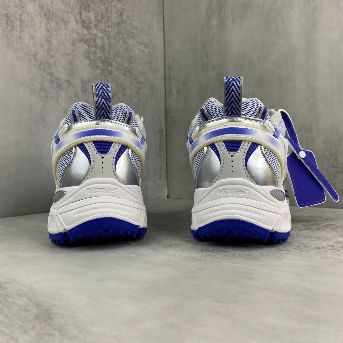 Кроссовки Женские Off-White 860541