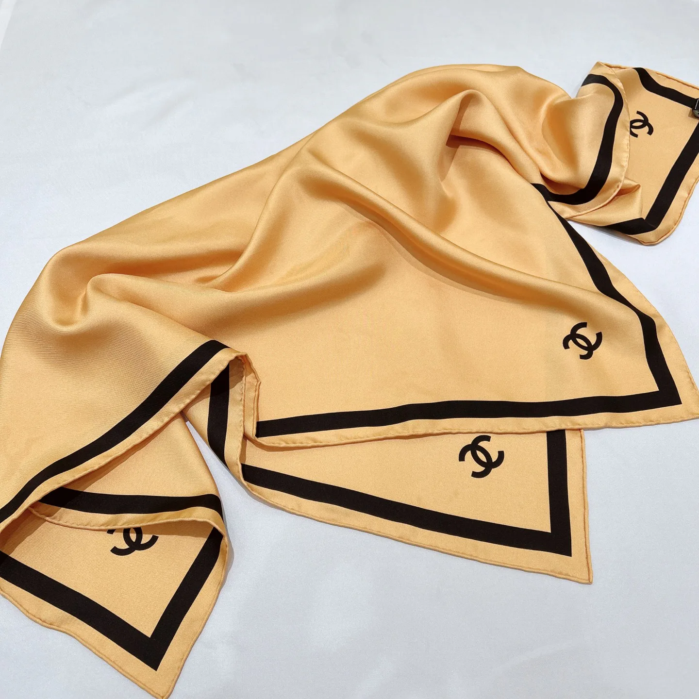 Платки Chanel 11978338