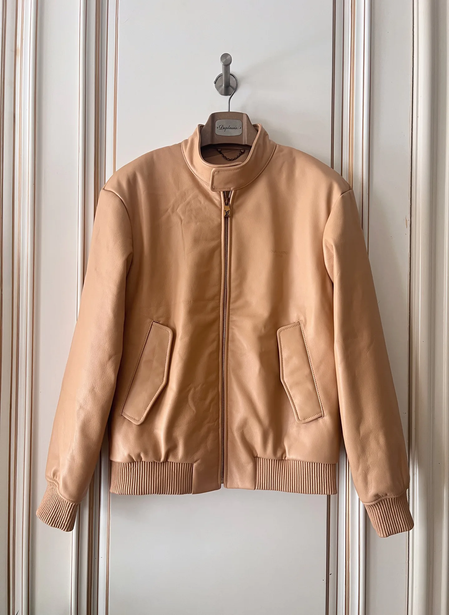 Кожаные Куртки И Дублёнки Женские Louis Vuitton 18408975